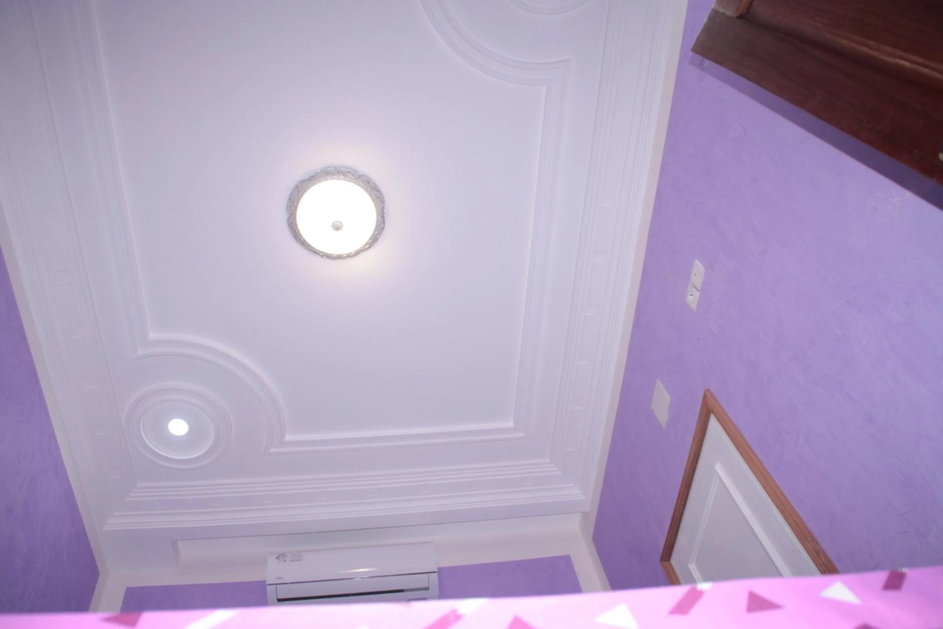 Bedroom in HOTEL-LE-PARISIEN