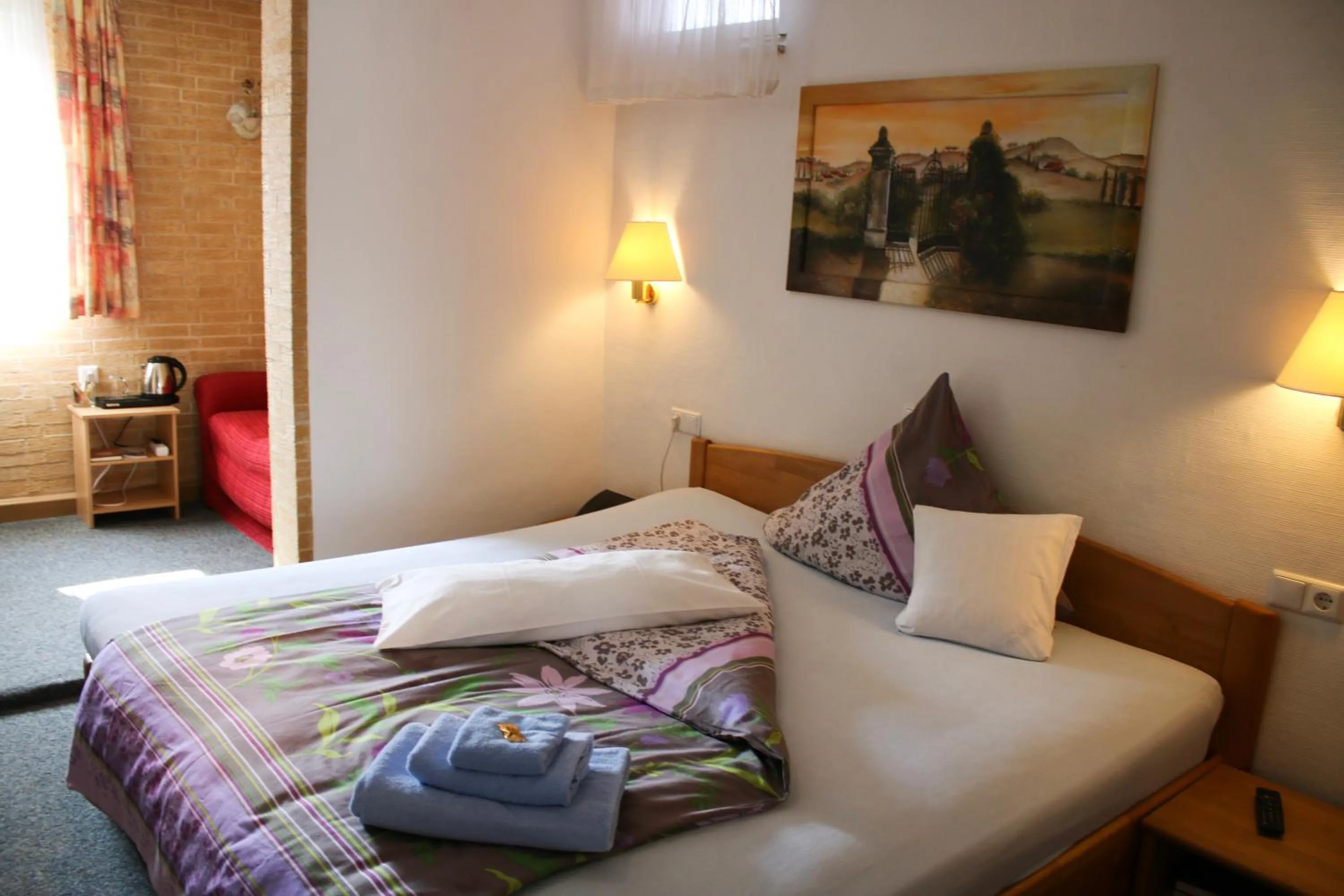 Photo of the whole room, Bed in Landgasthaus Bonn