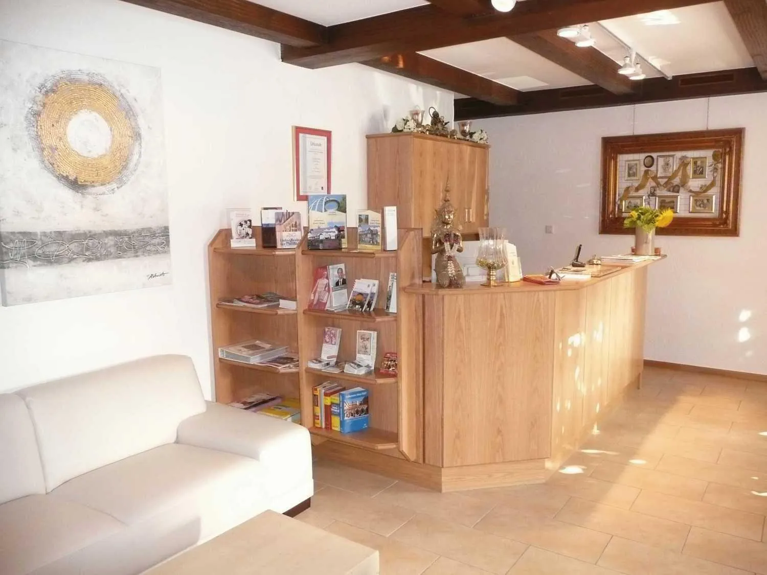 Lobby or reception in Landgasthaus Bonn