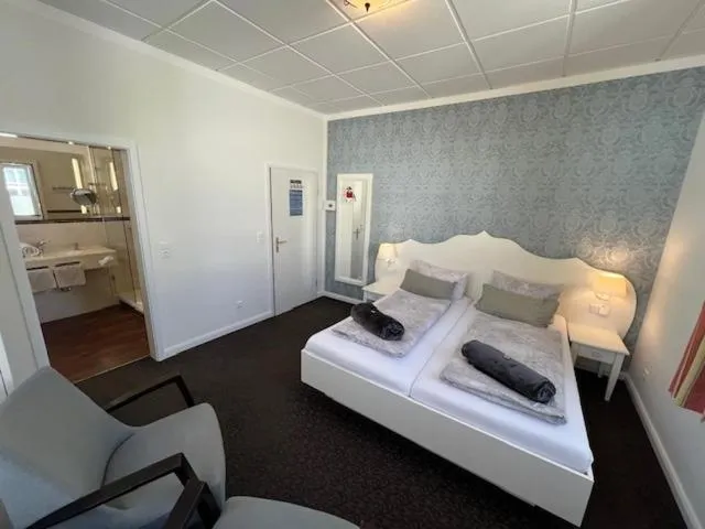 Photo of the whole room, Bed in Hotel Strandvilla Janine