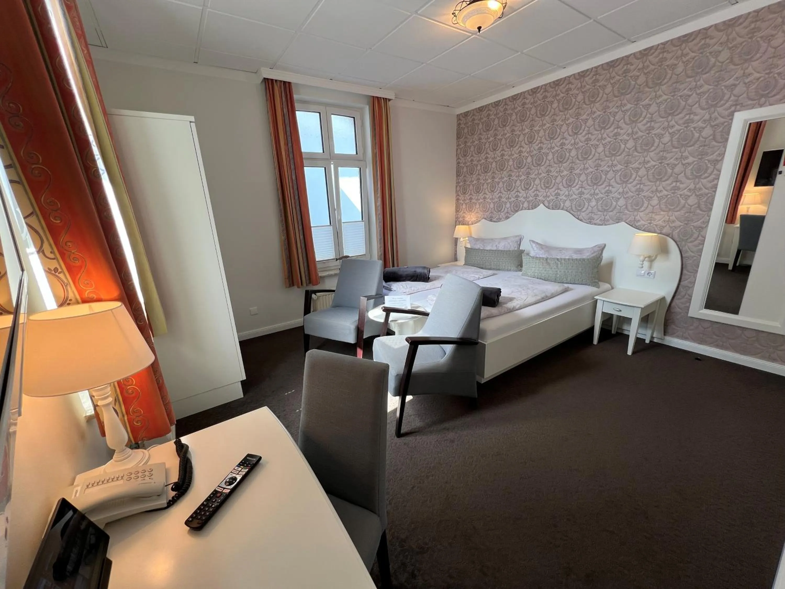 Photo of the whole room, Bed in Hotel Strandvilla Janine