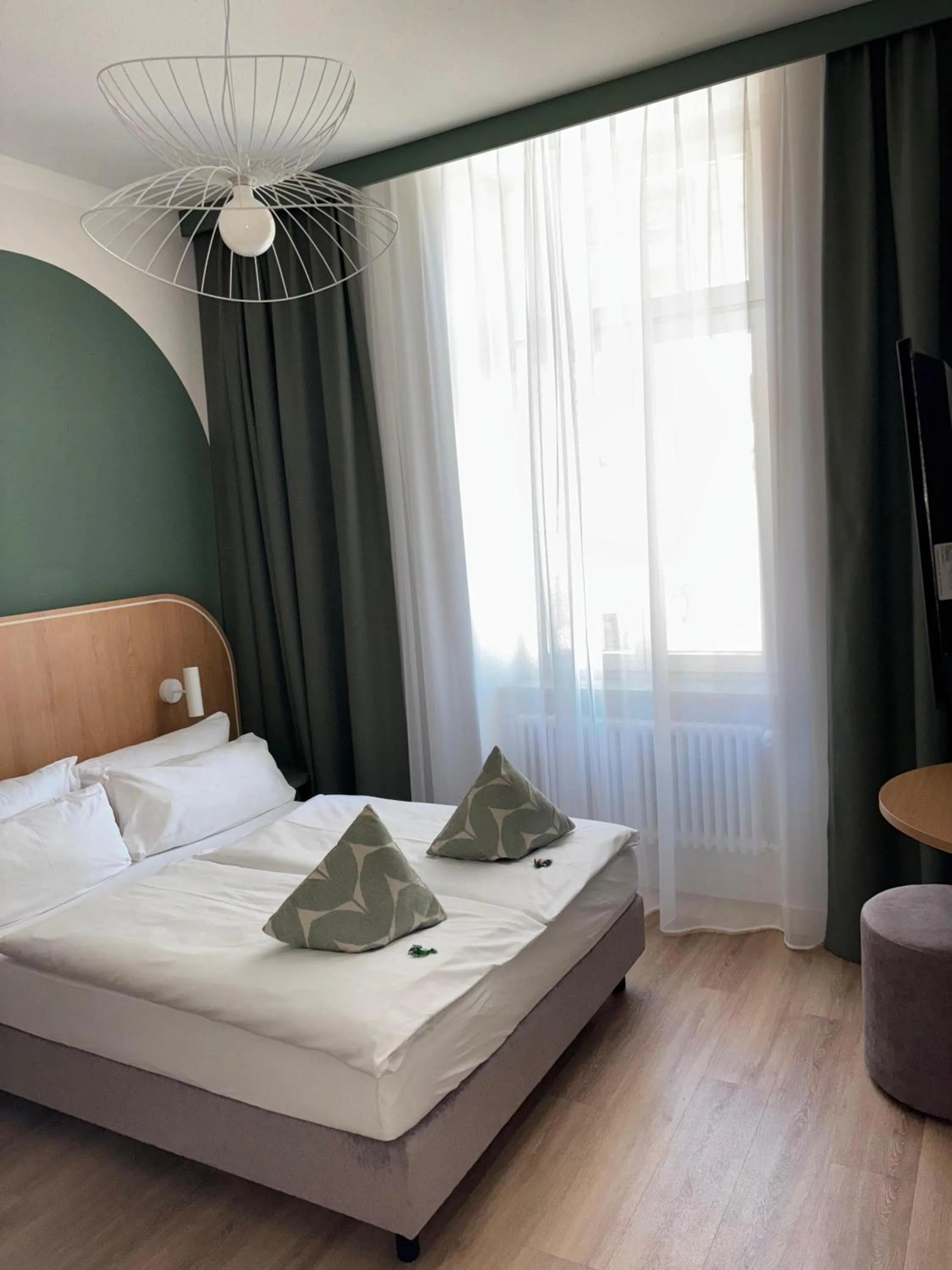 Bed in Gästehaus Centro in Konstanz