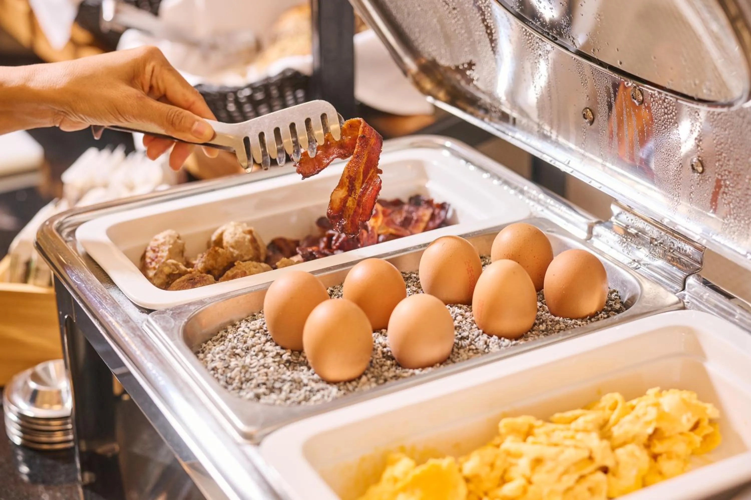 Breakfast in Villa Beachside