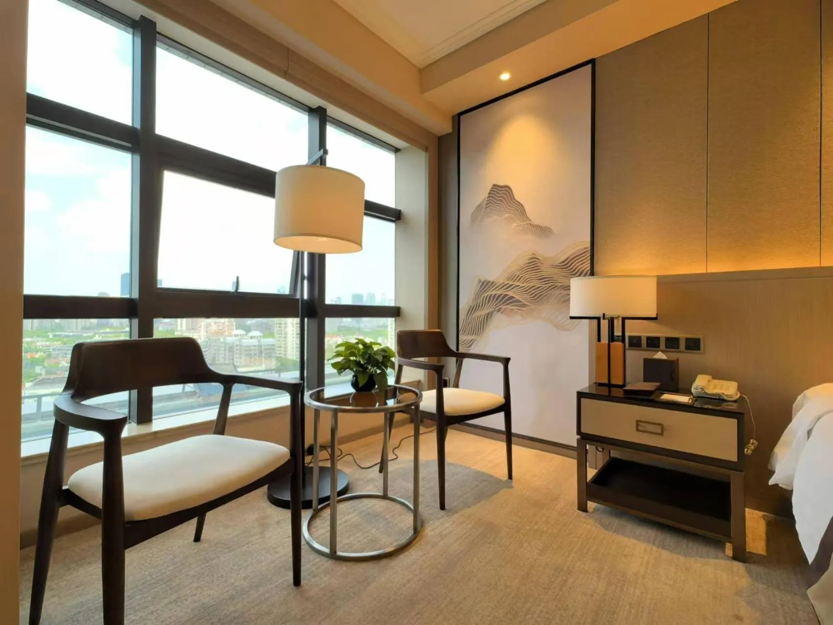 Seating area, Bed in Jin Jiang Pine City Hotel