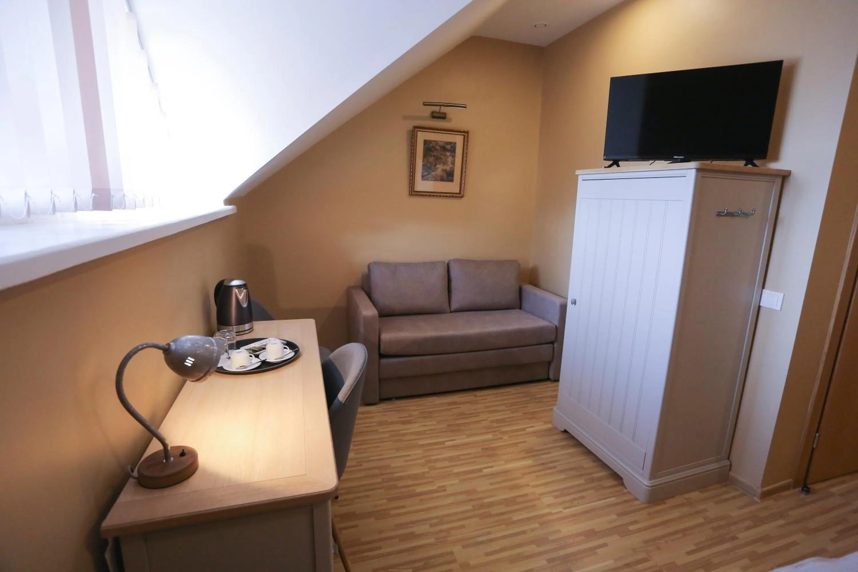 Photo of the whole room in Hotel Jonapolis