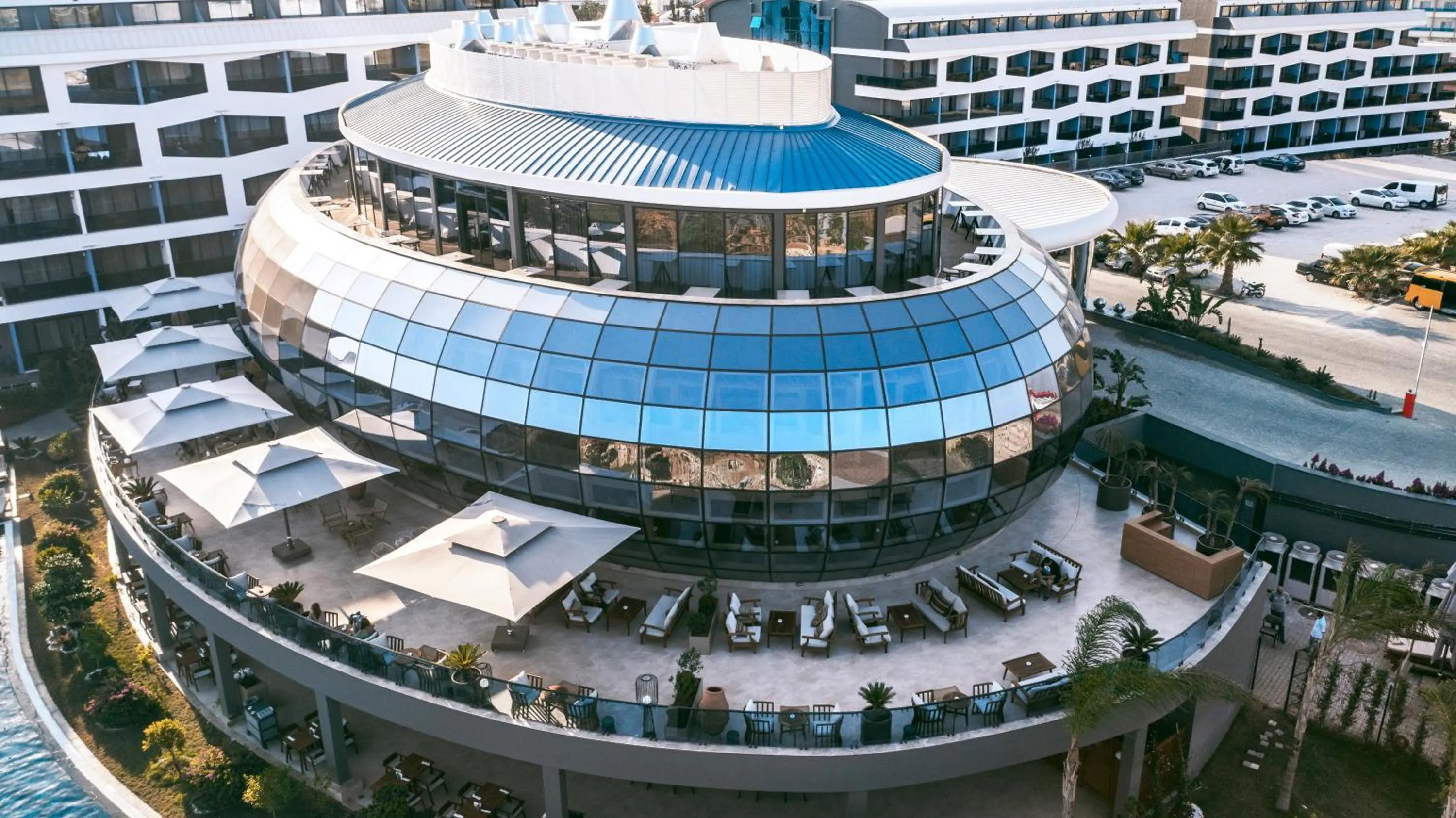 Property building in Liu Resorts