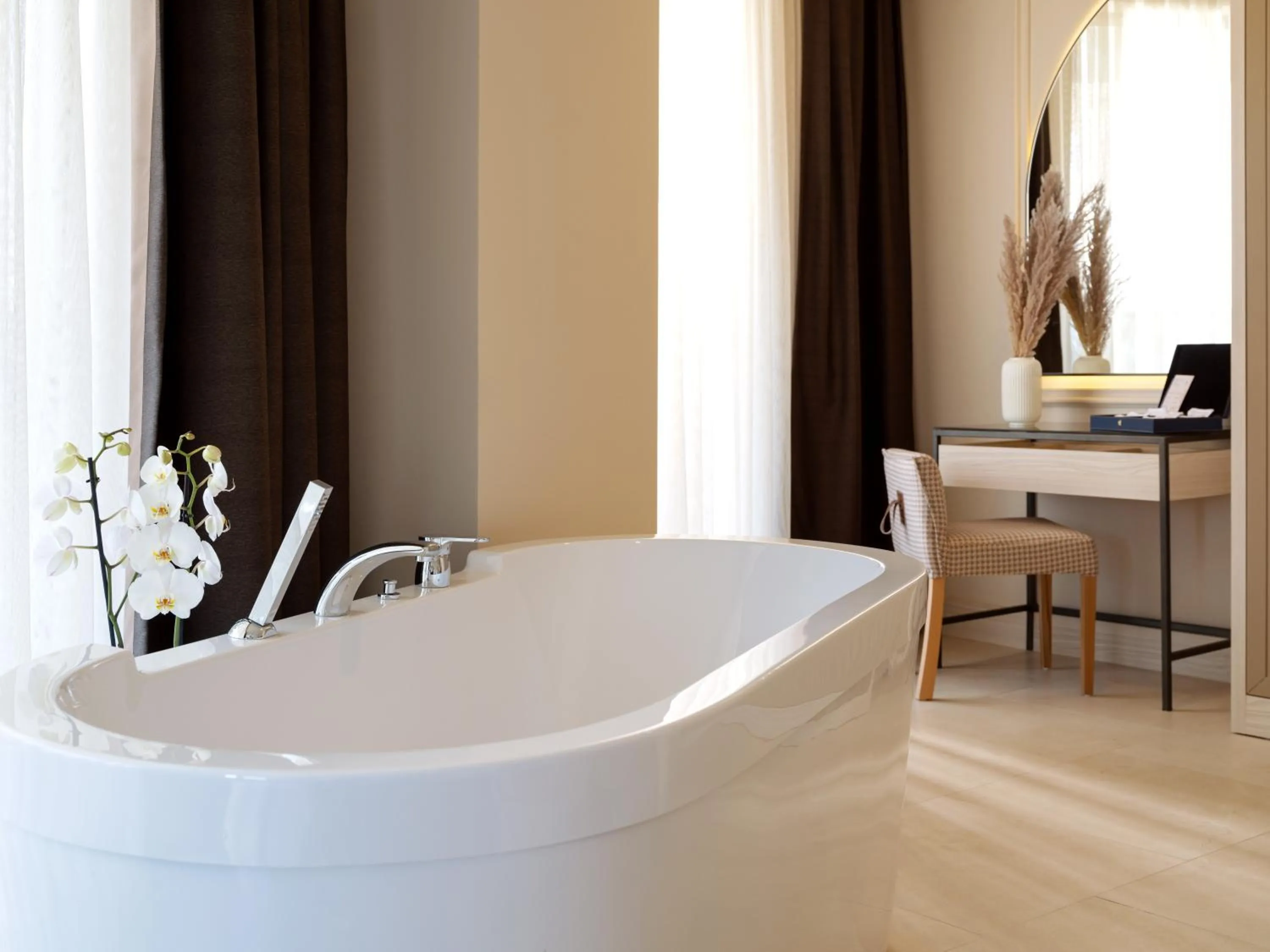 Photo of the whole room in Liu Resorts