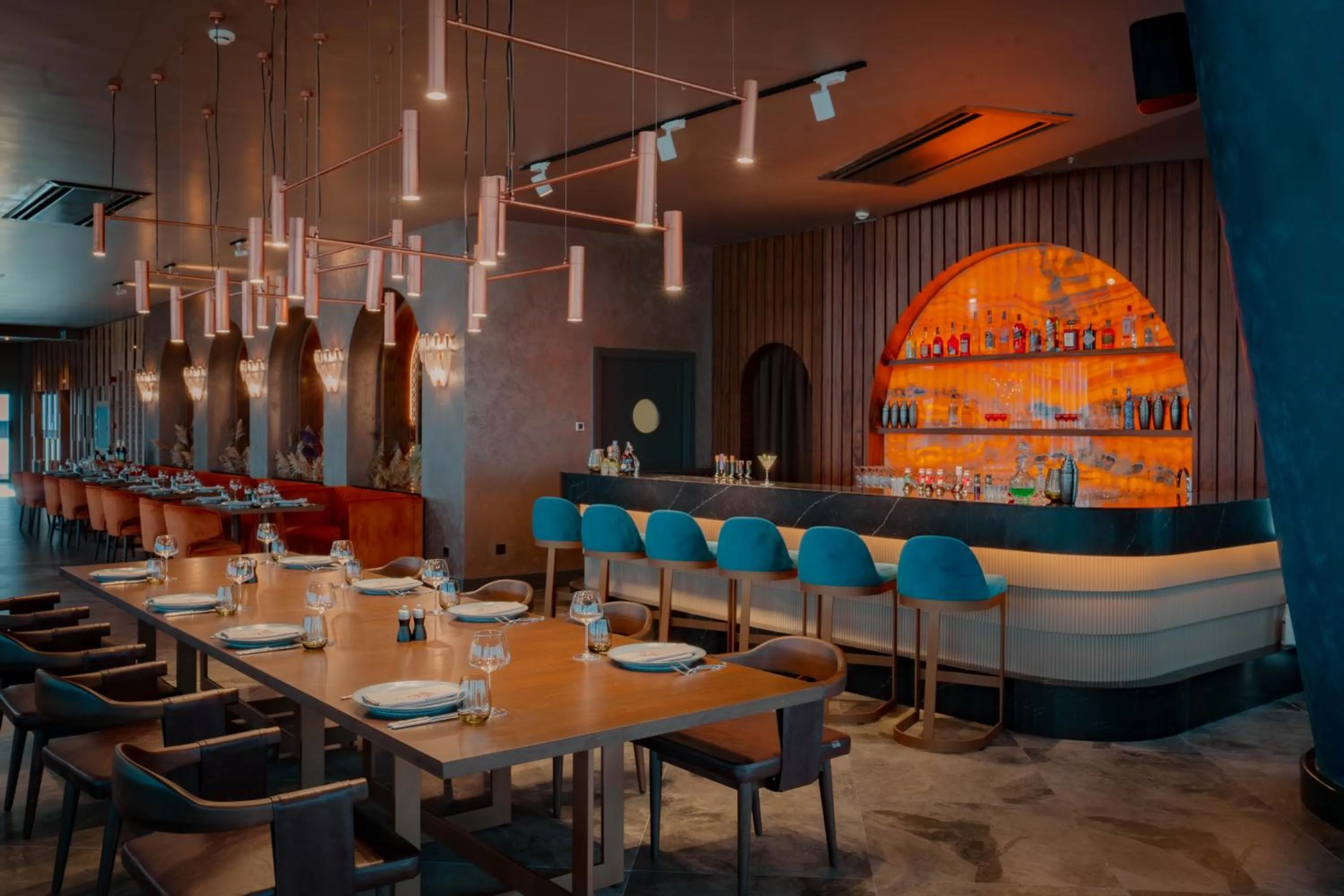 Restaurant/places to eat in Liu Resorts