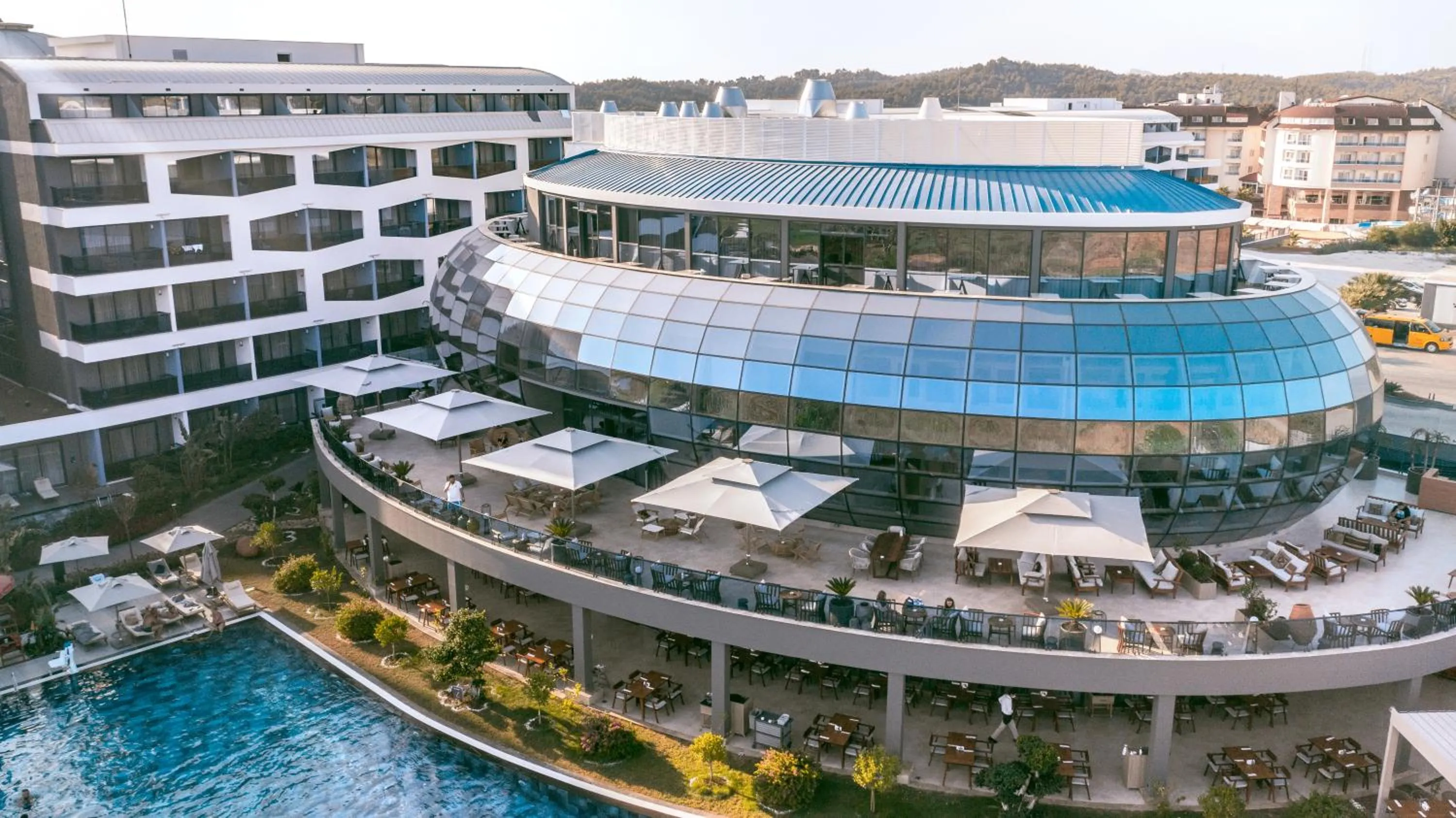 Property building in Liu Resorts