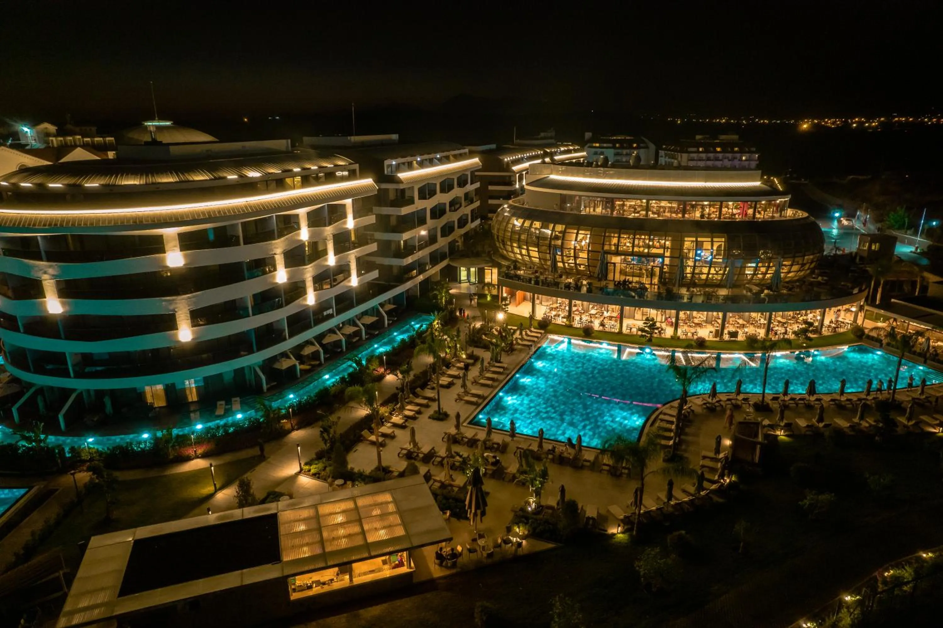 Property building in Liu Resorts