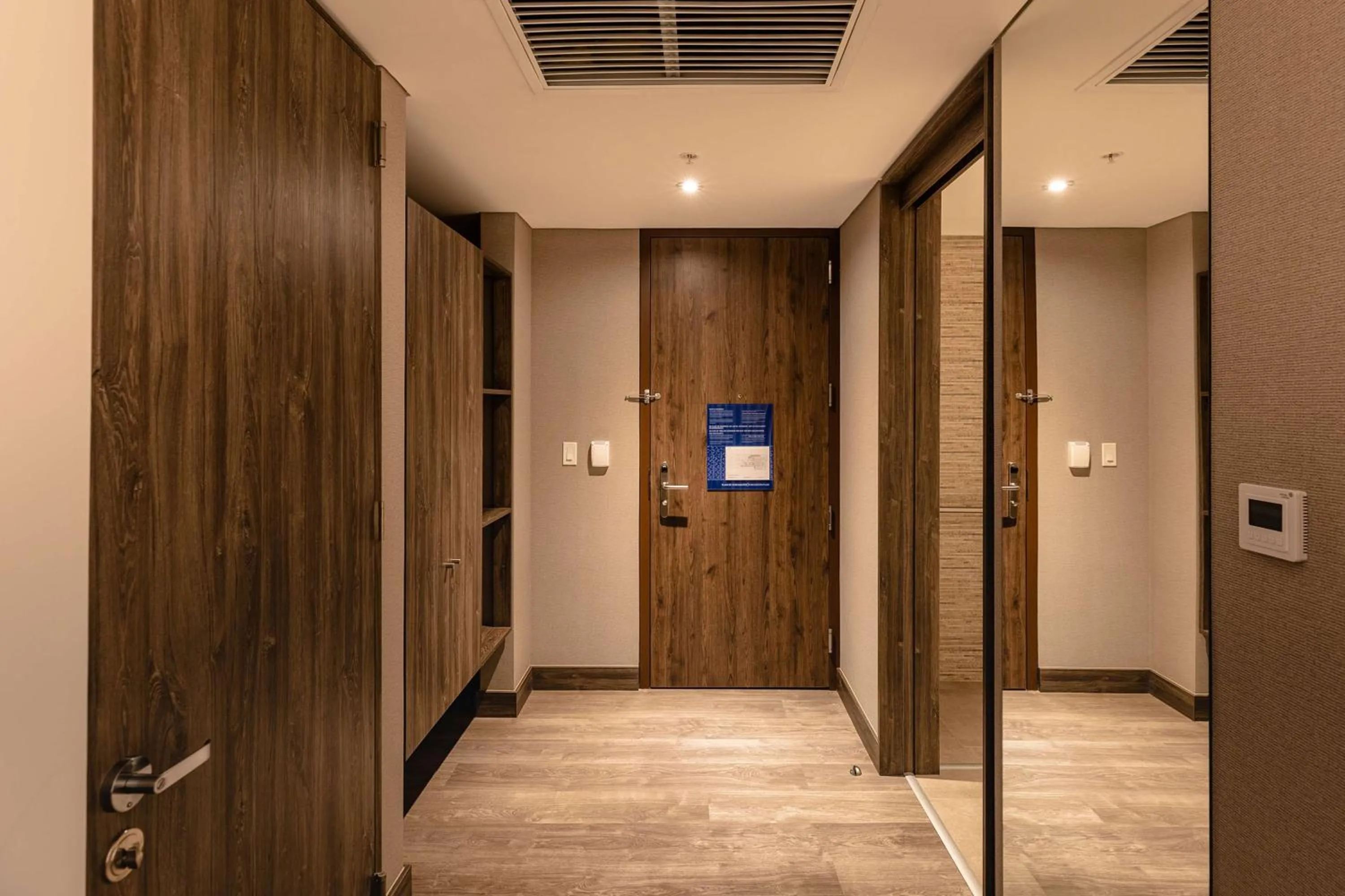 Photo of the whole room in Hampton by Hilton Arequipa