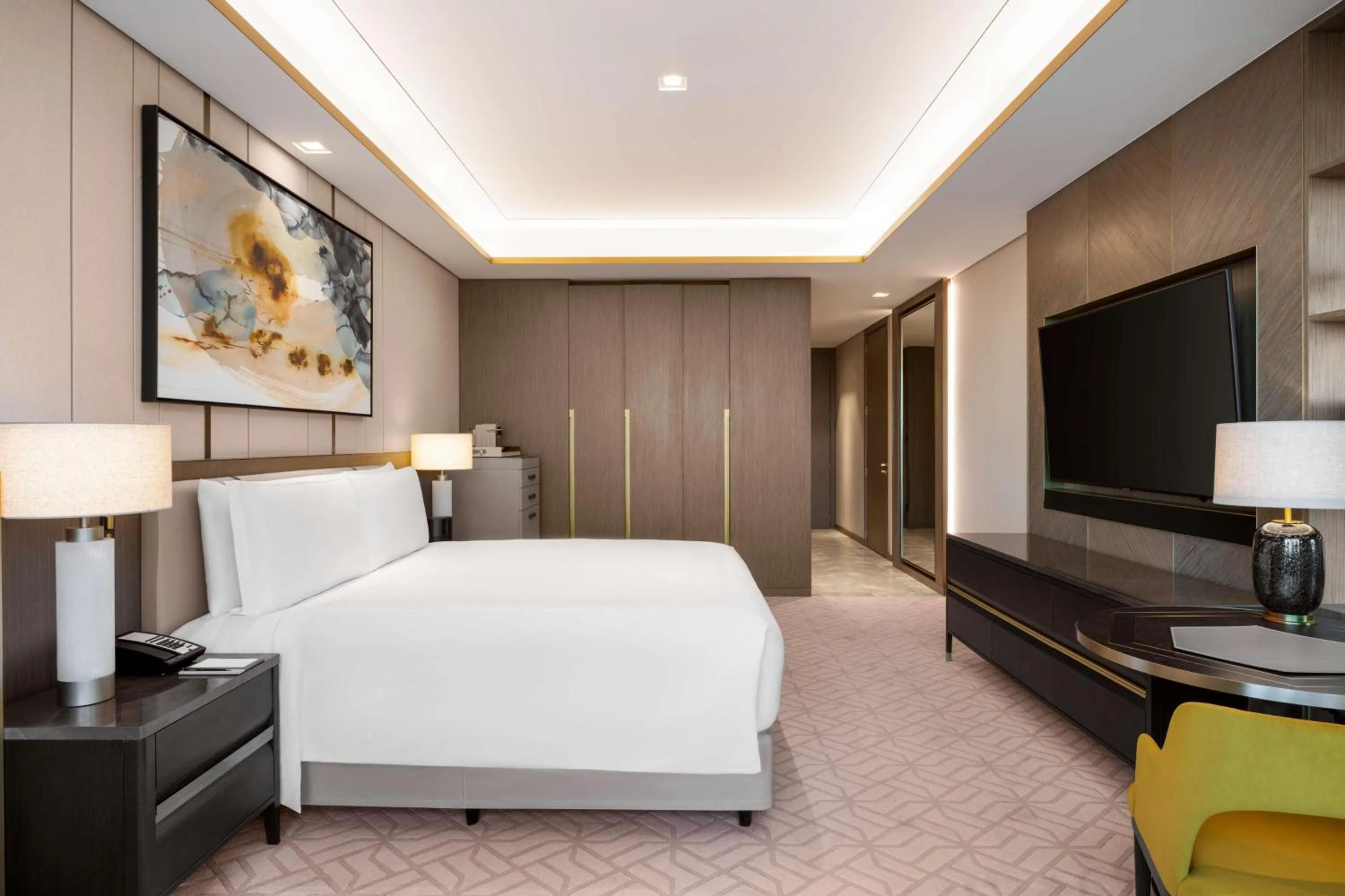 Photo of the whole room, Bed in Waldorf Astoria Kuwait