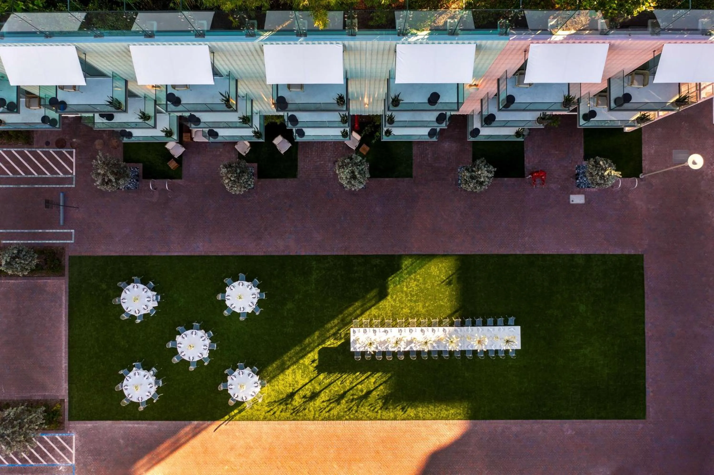 Meeting/conference room in The Ray Hotel Delray Beach, Curio Collection By Hilton