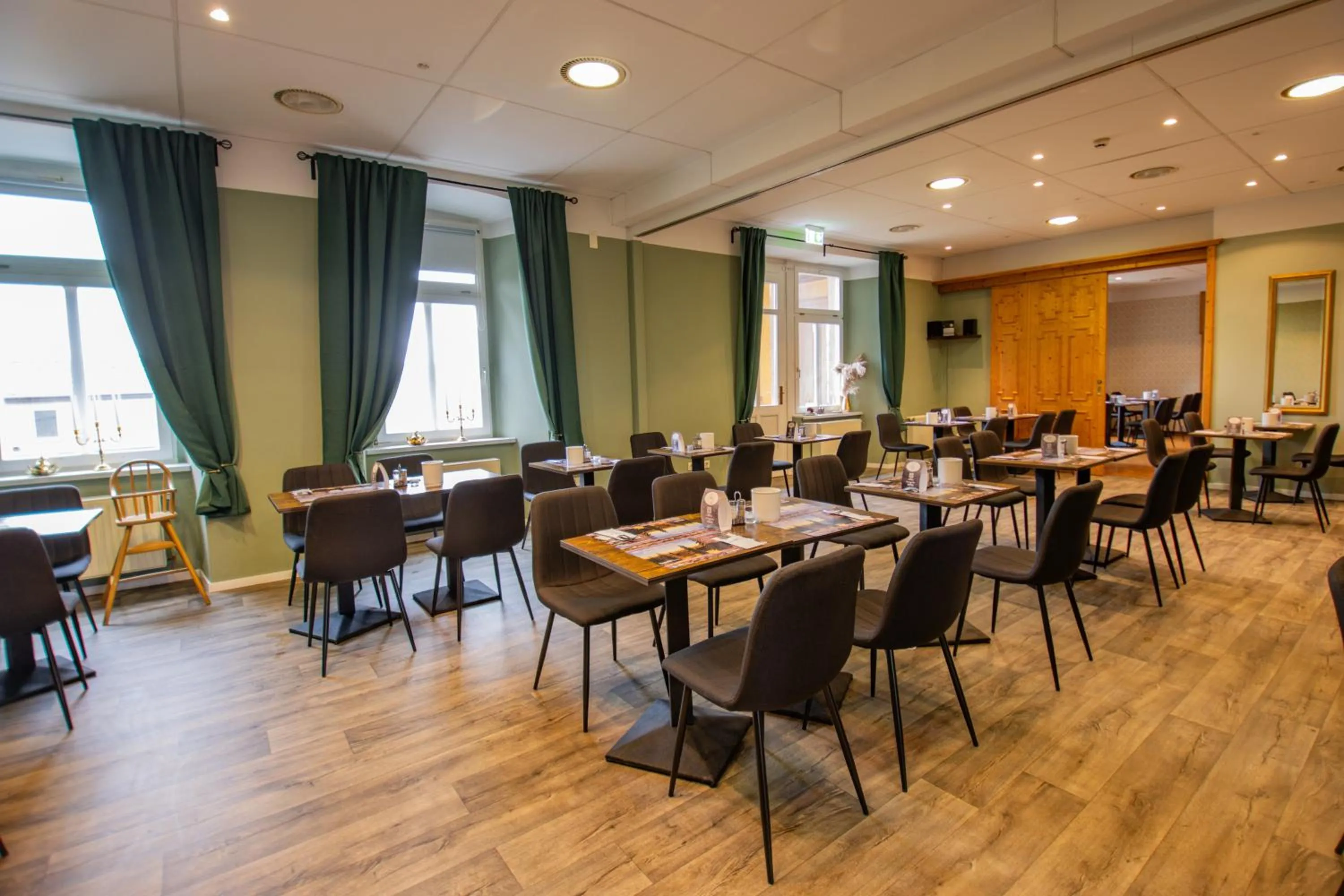 Restaurant/places to eat in Hotel Schloss Nebra