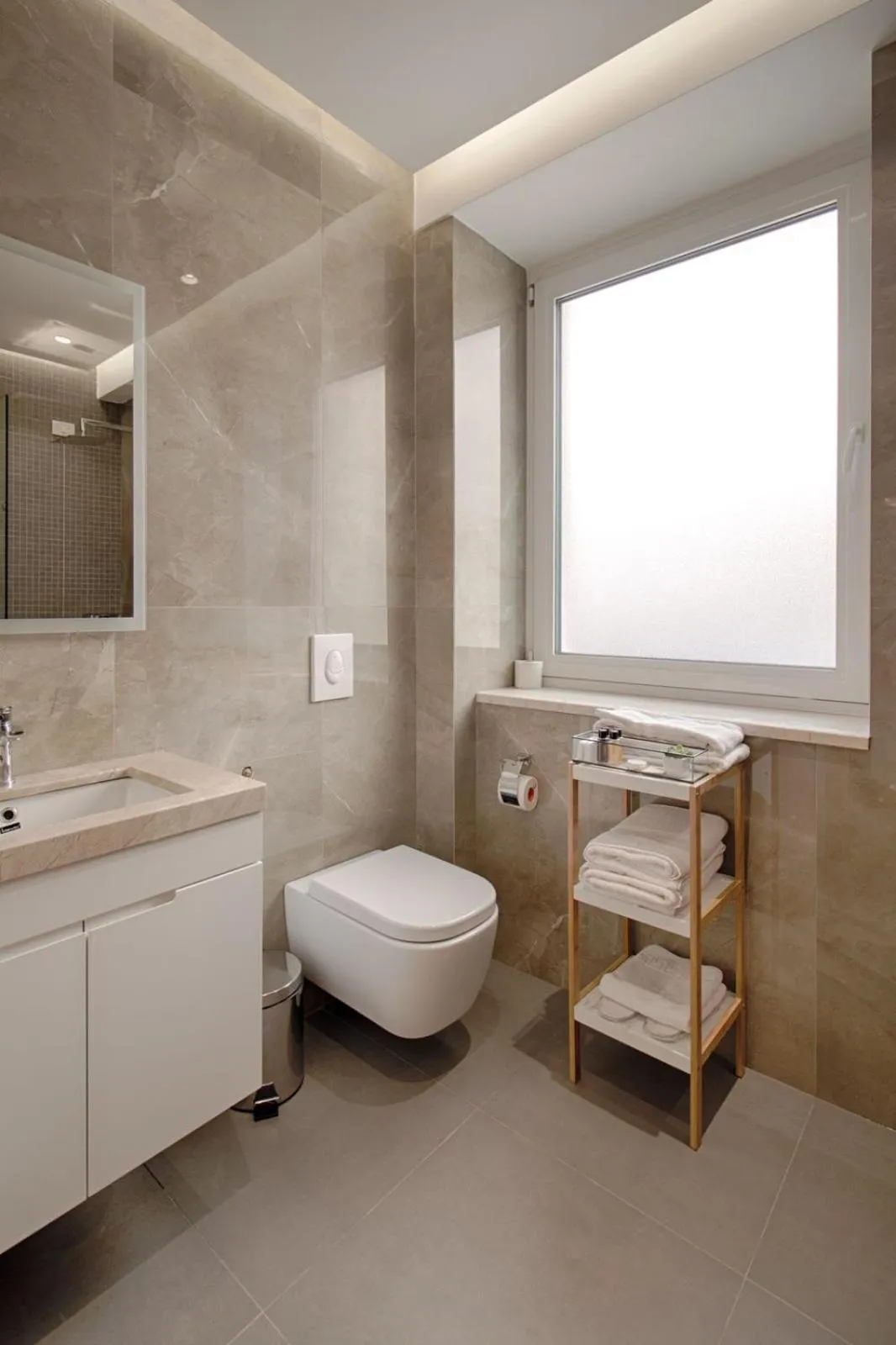 Bathroom in Primo Hotel