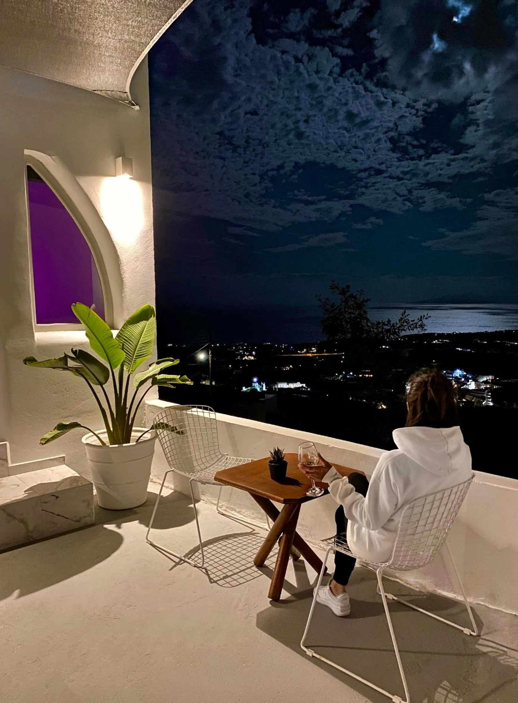 Patio in Canyon Santorini