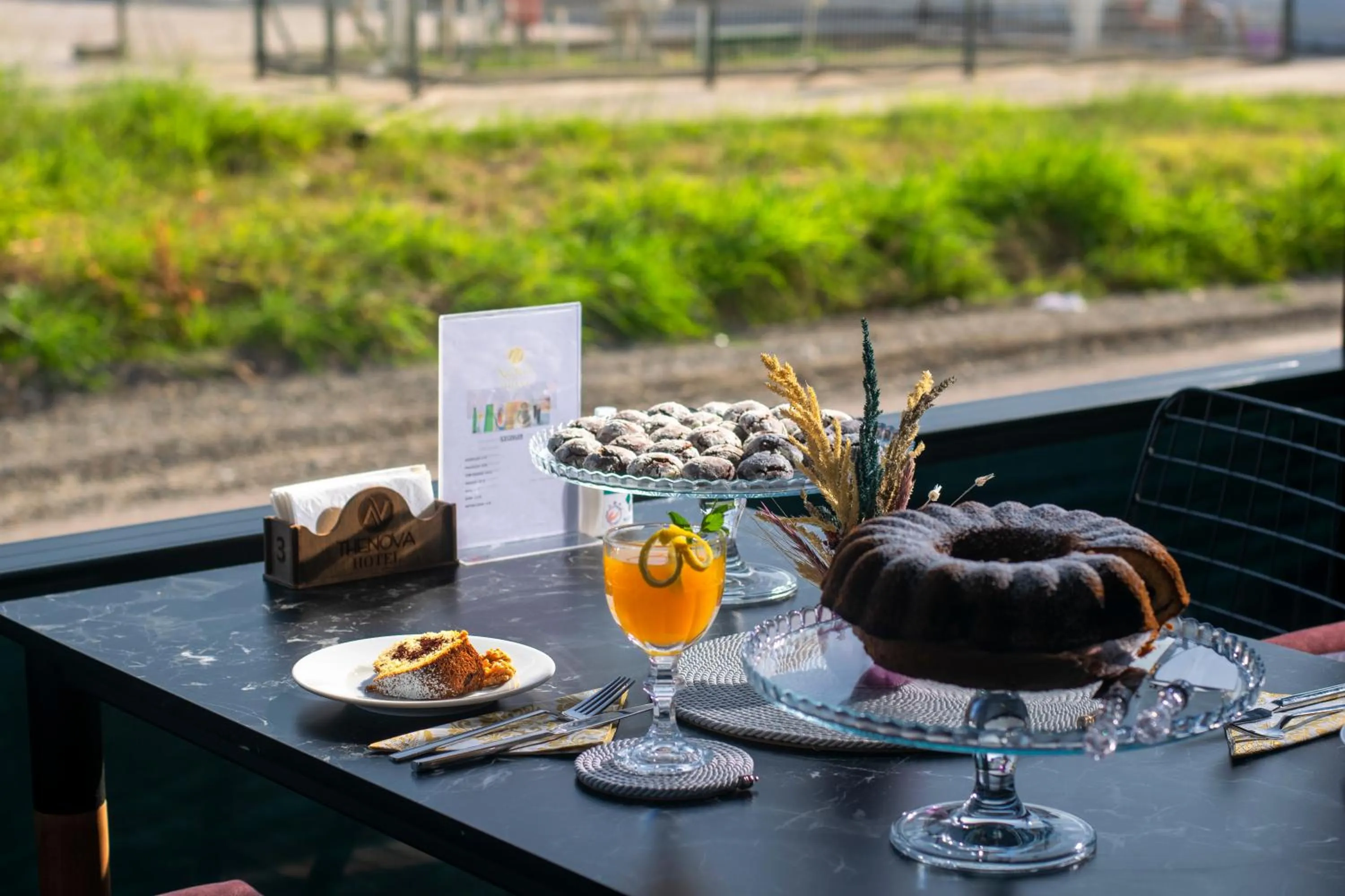 Food and drinks in THE NOVA HOTEL