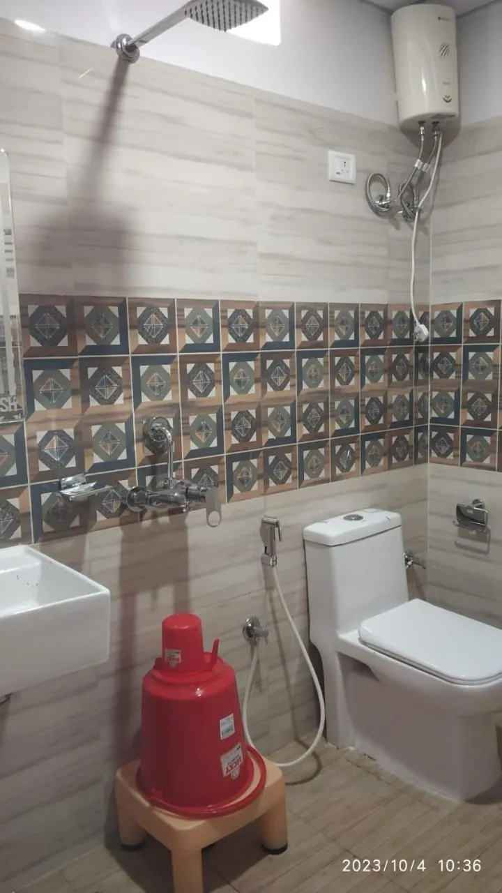 Bathroom in HOTEL SHREESH (NEIL)