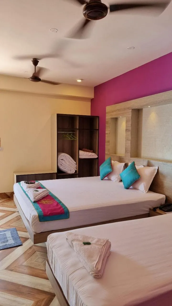 Photo of the whole room, Bed in HOTEL SHREESH (NEIL)