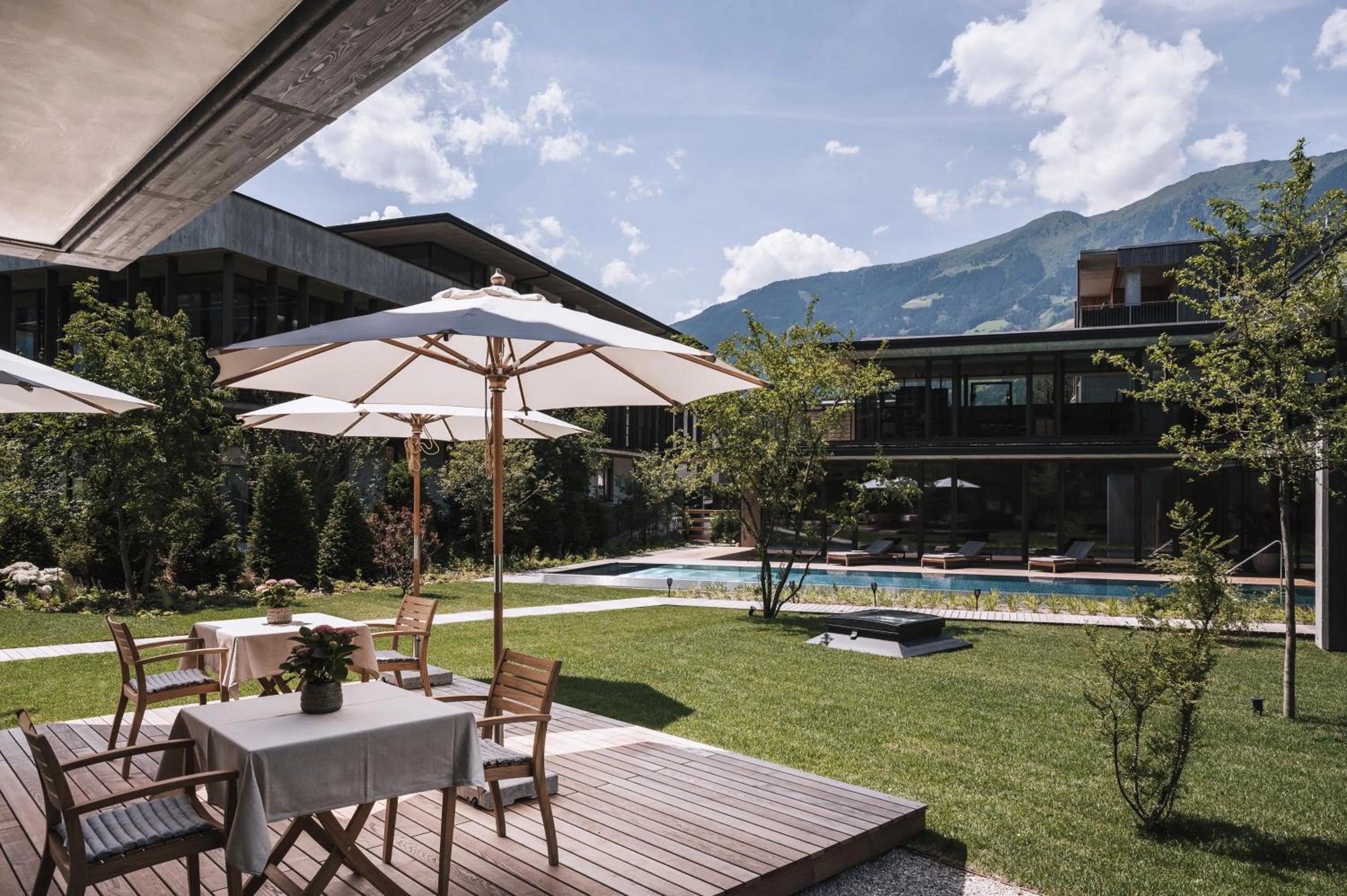 Garden in zelloon boutique hotel