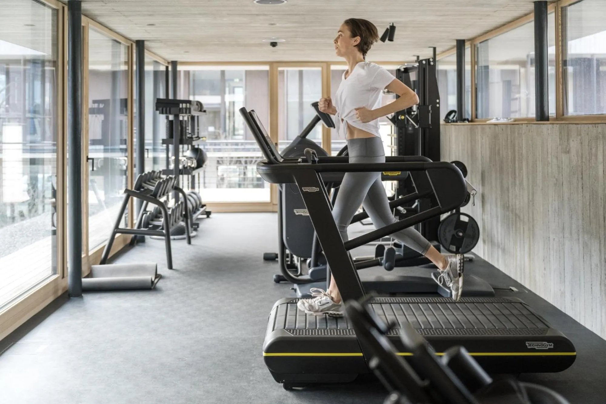 Fitness centre/facilities in zelloon boutique hotel