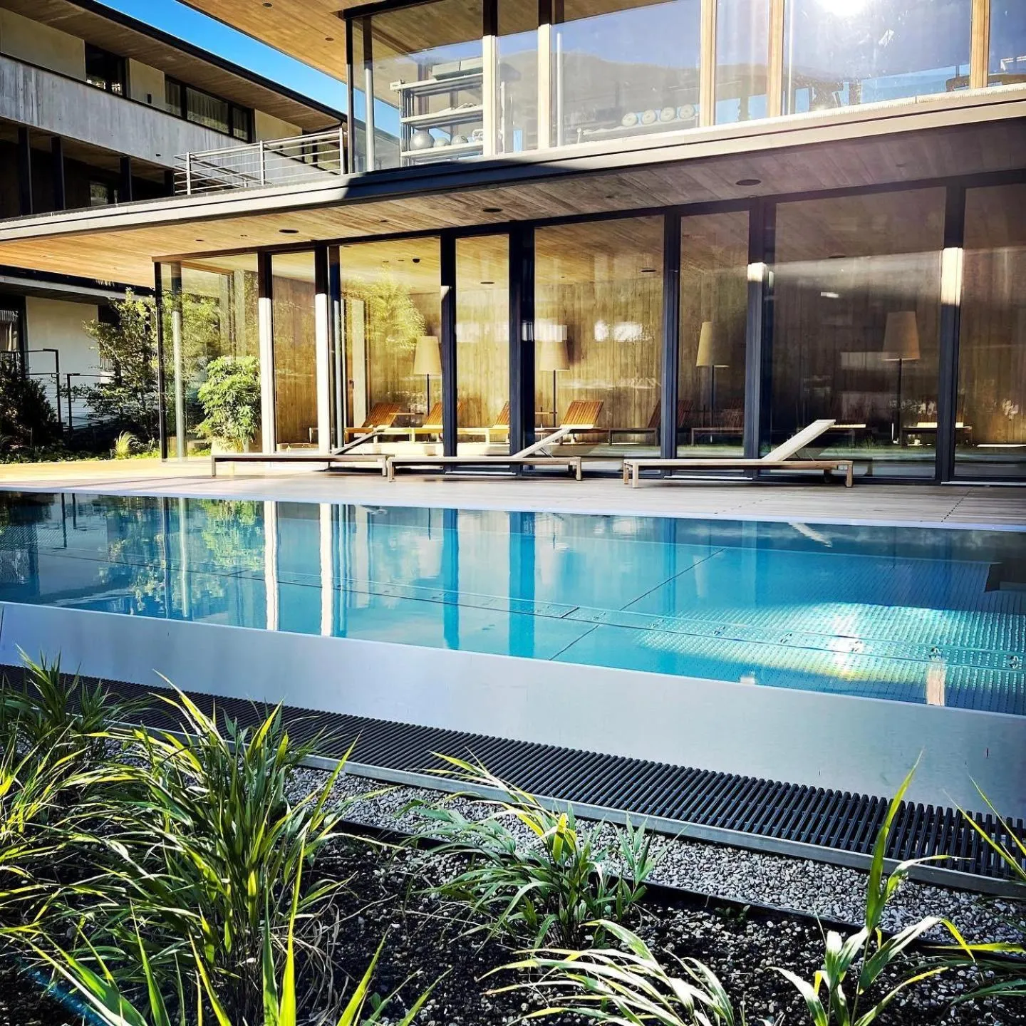 Swimming pool in zelloon boutique hotel