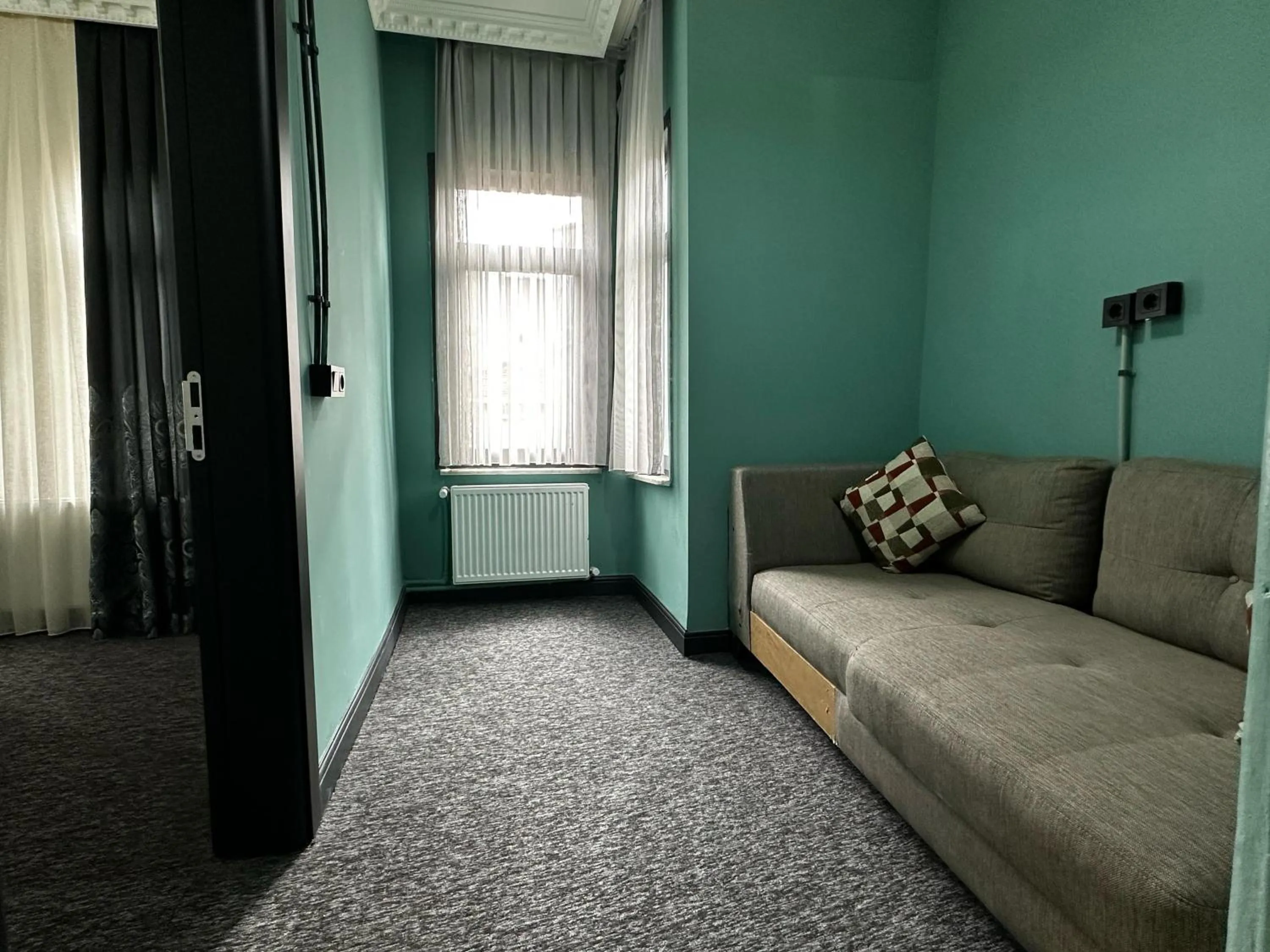 Seating area in SEVEN ROSES APART HOTEL