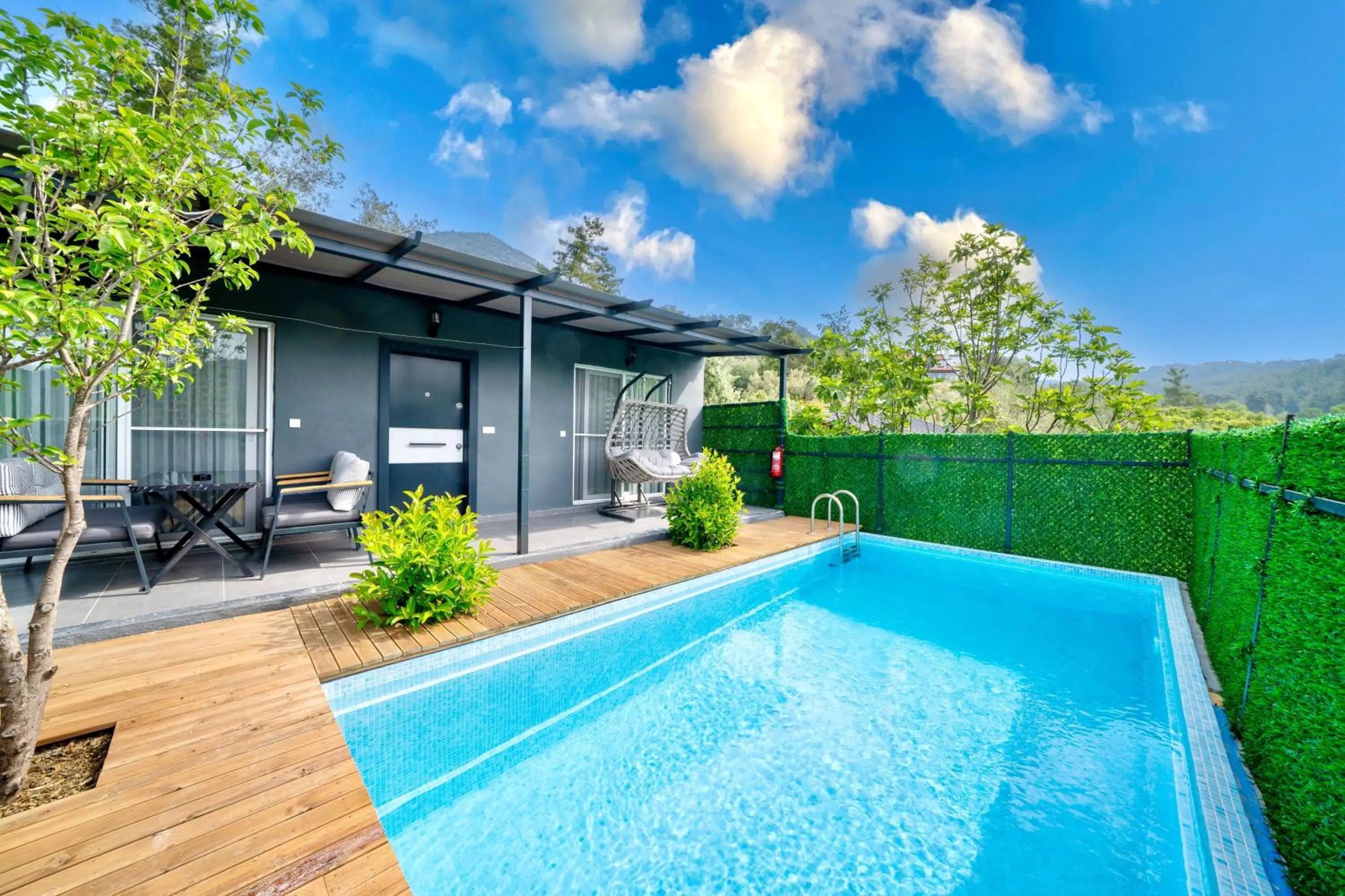 Property building in Santana Gocek