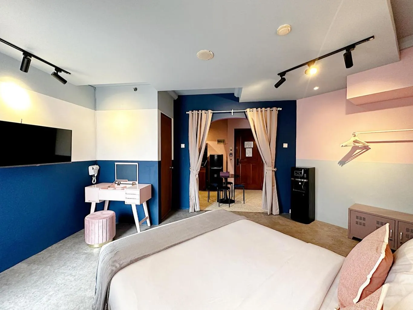 Bed in youre at - The Majesty Apartment