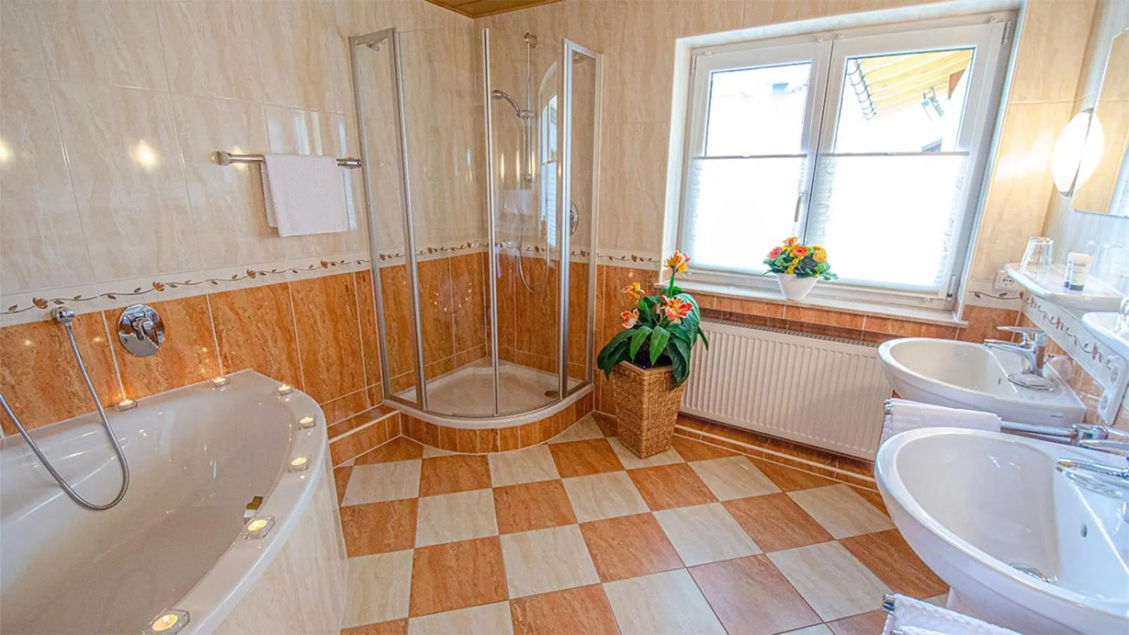 Bathroom in Glashotel