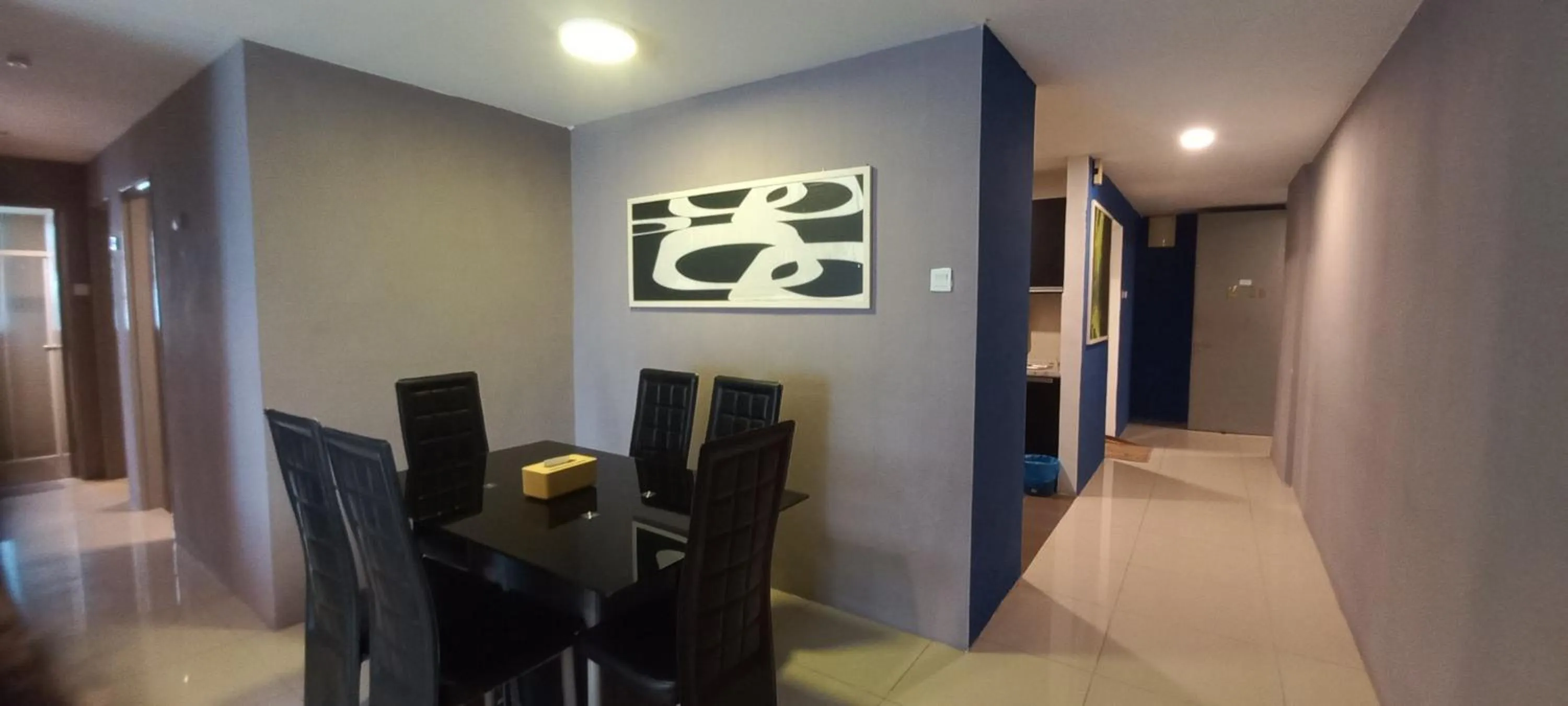 Seating area in One Maxim Residence at Taragon