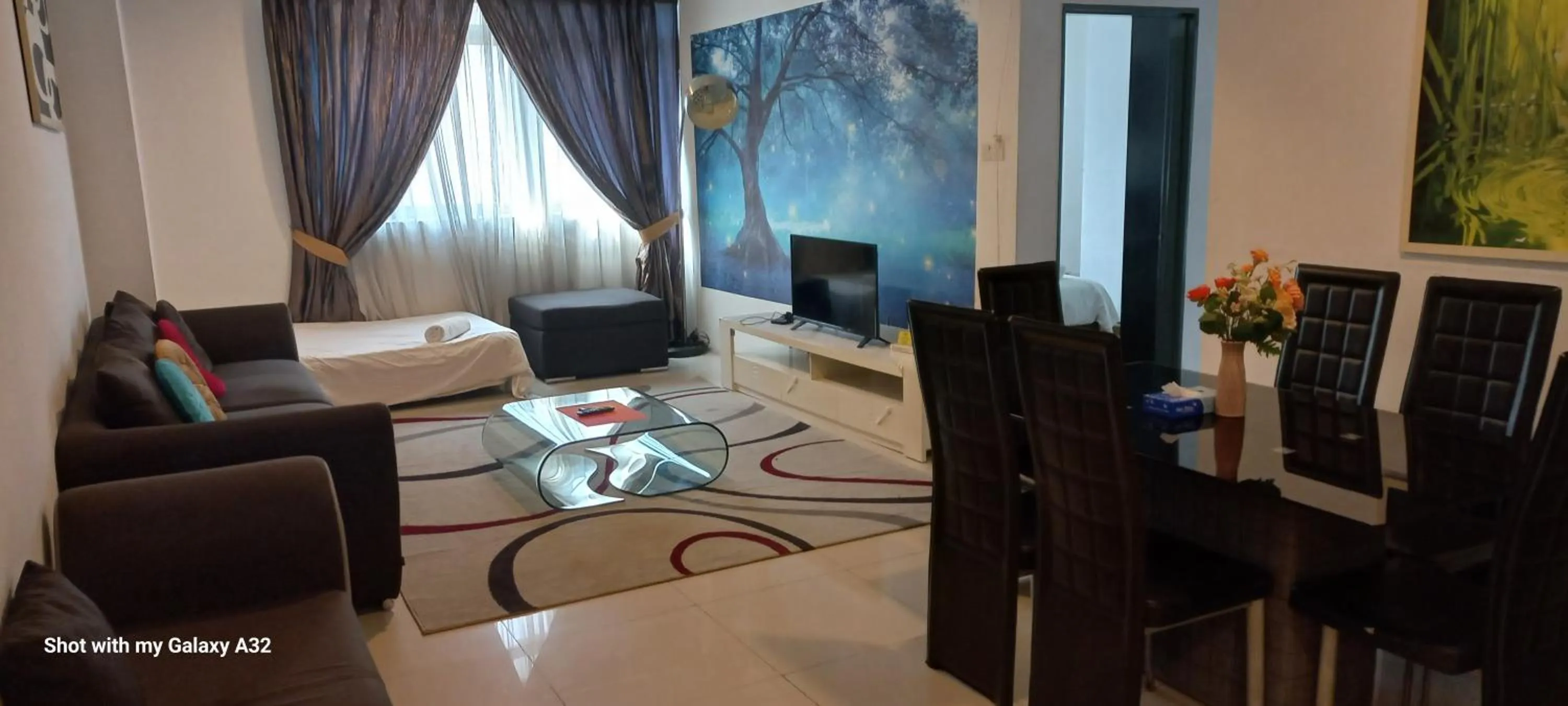 TV and multimedia in One Maxim Residence at Taragon