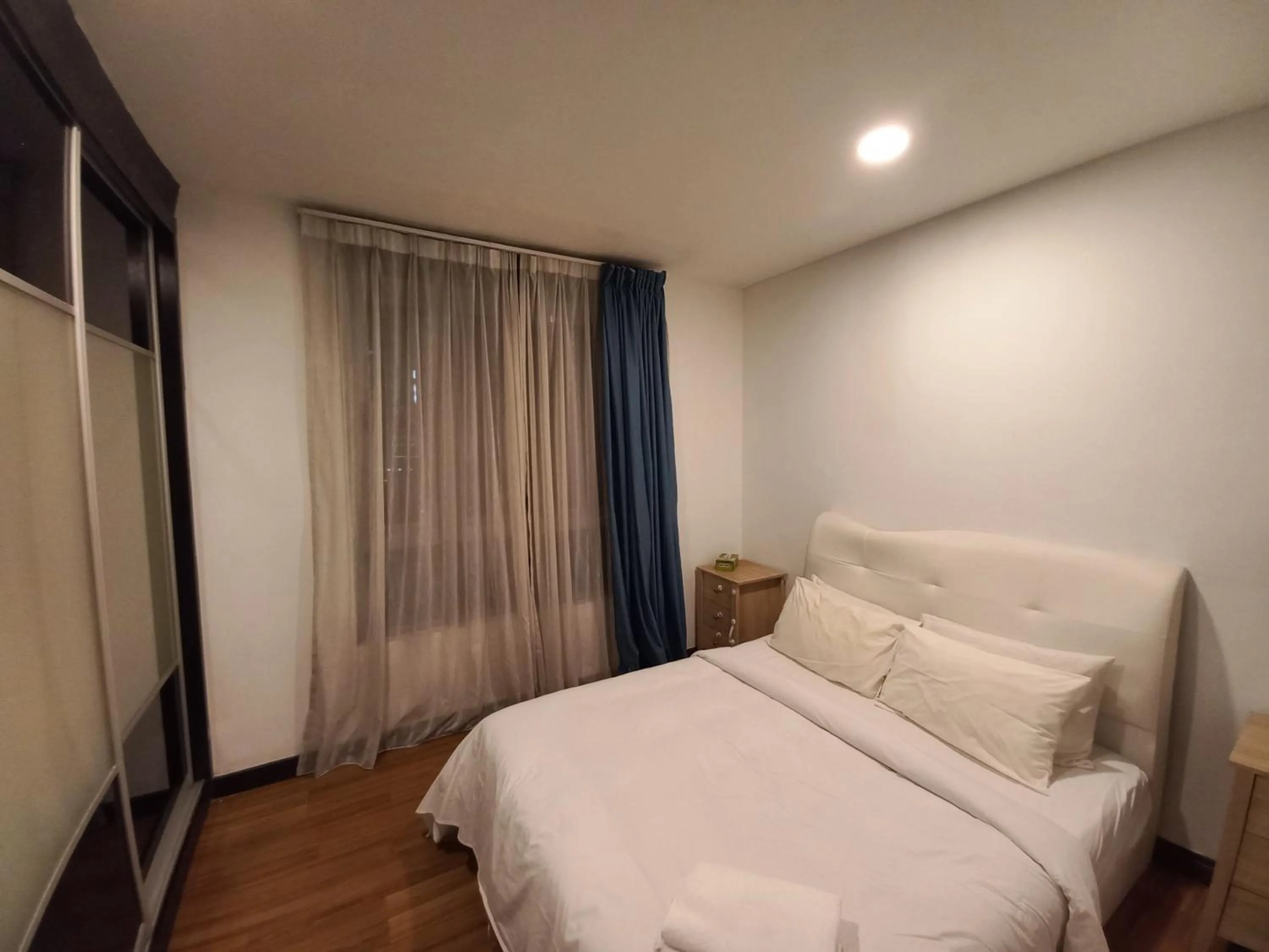 Bedroom, Bed in One Maxim Residence at Taragon