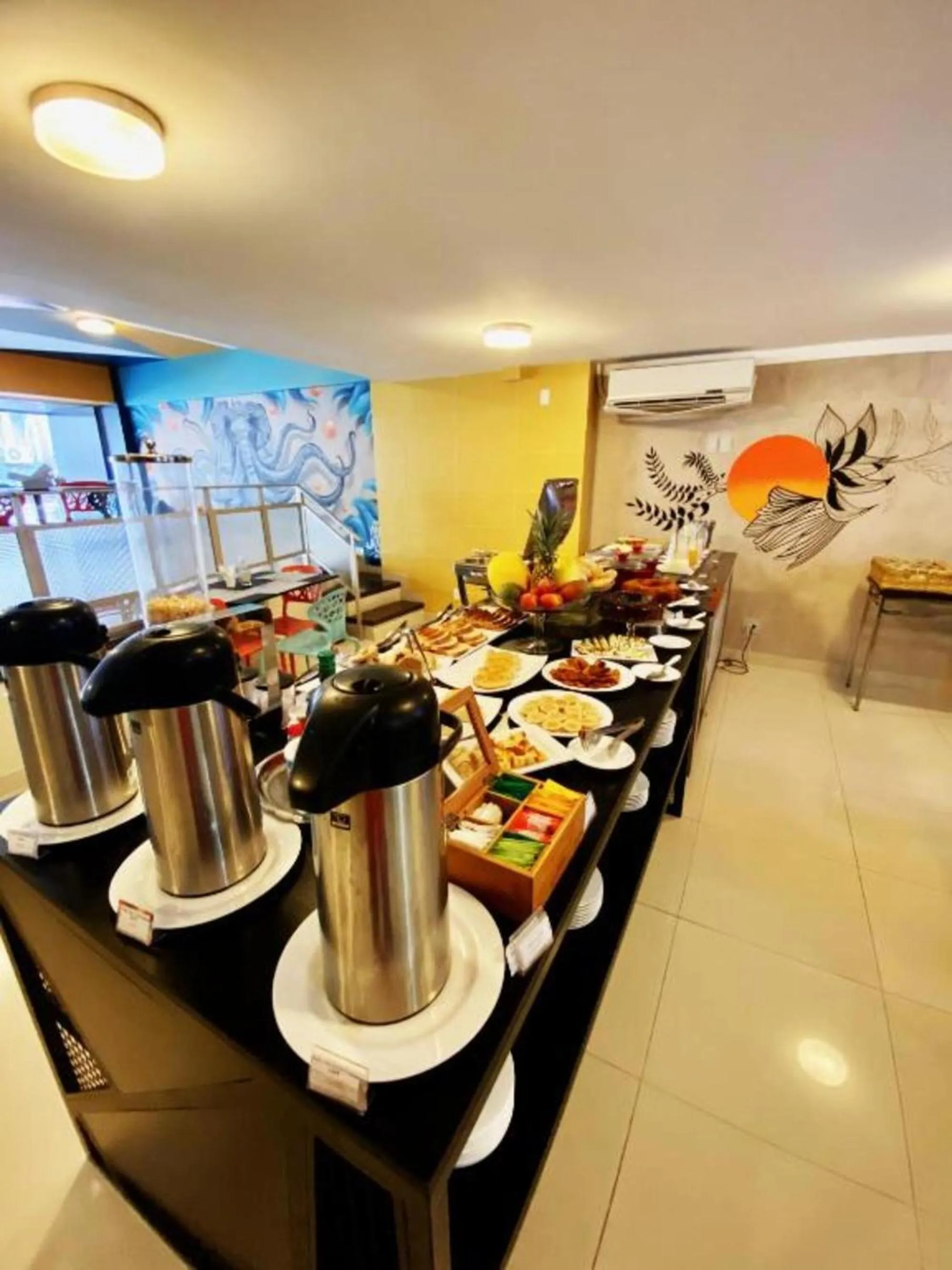 Food and drinks in Mural Living Hotel Manaus
