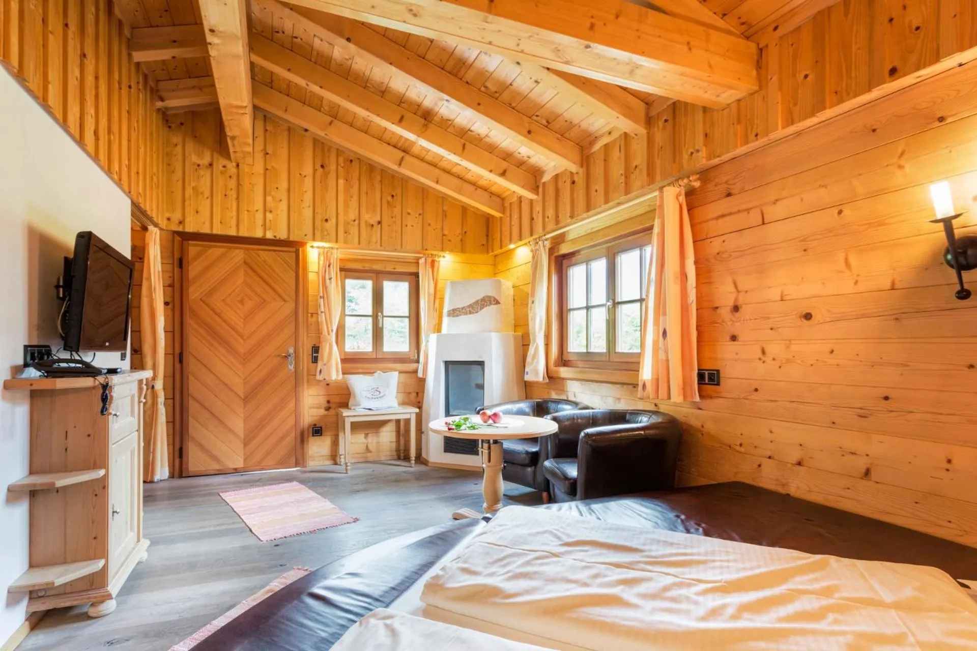 Photo of the whole room, Bed in Hotel Vitaloase zu den drei Brüdern