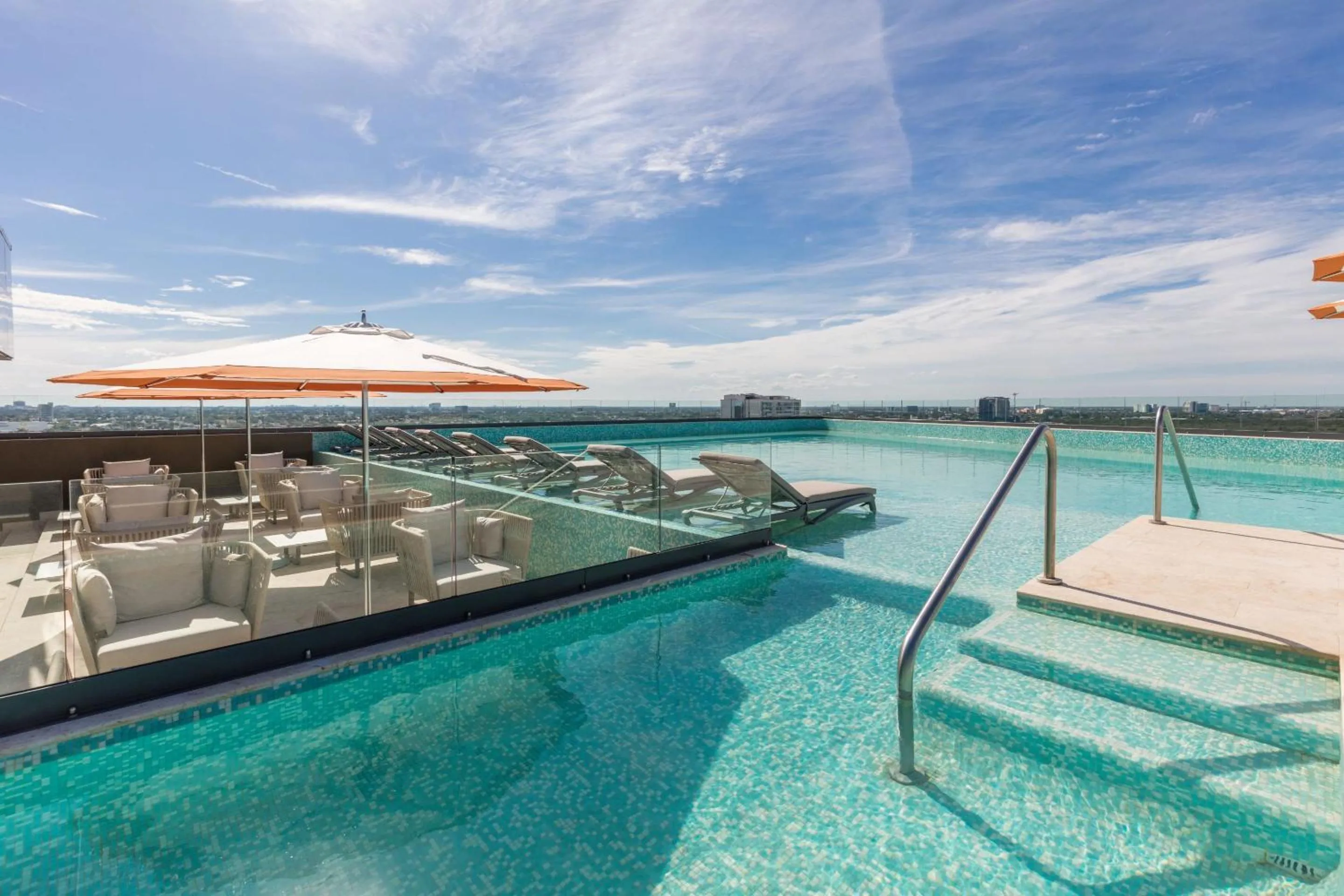 Swimming pool in Camino Real Mérida