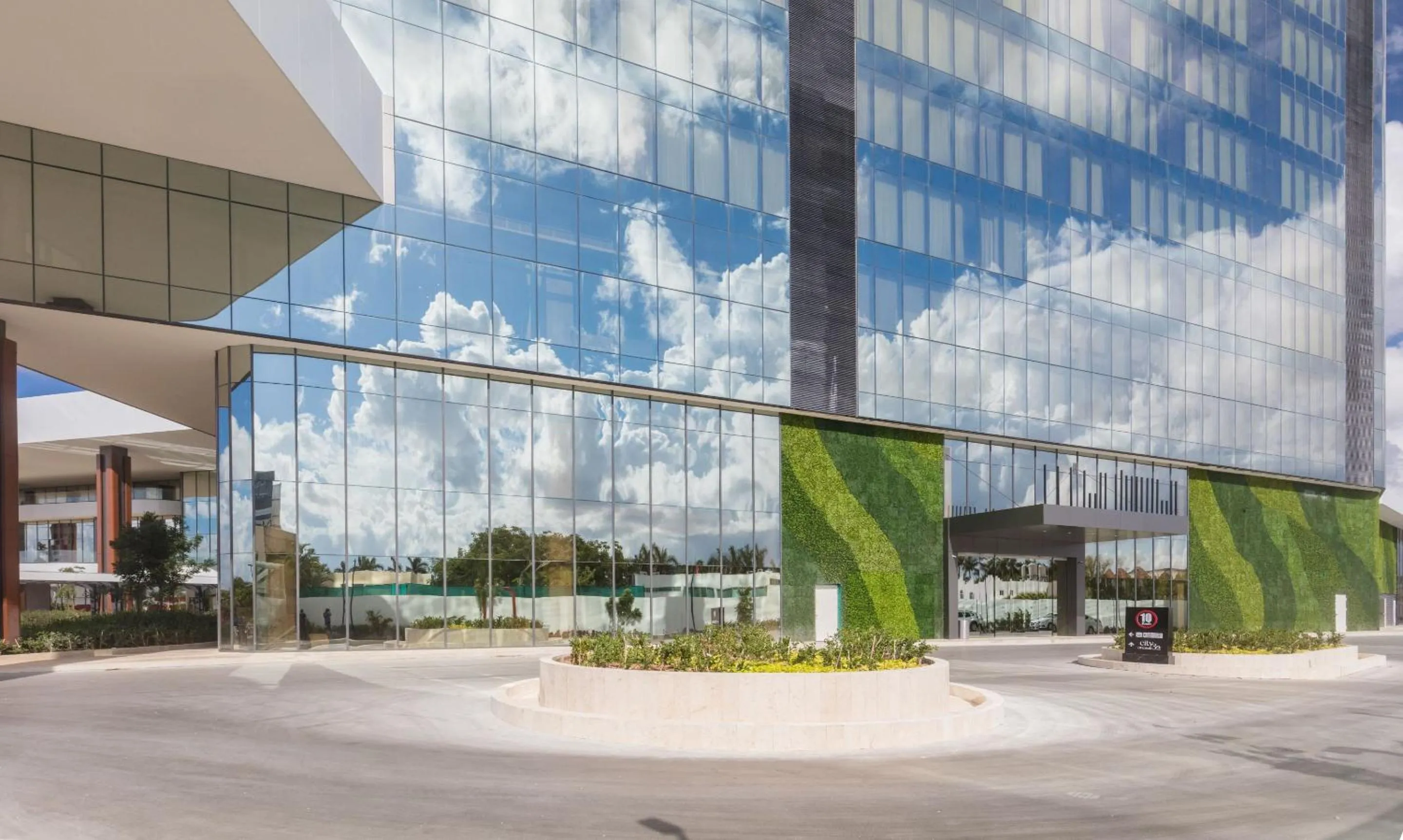 Property building in Camino Real Mérida