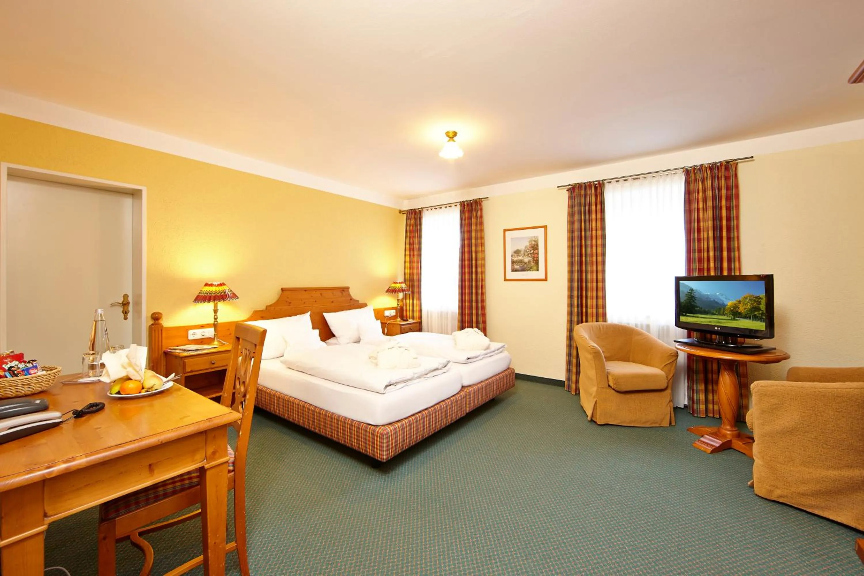 Photo of the whole room, Bed in Berghotel Hammersbach, Sure Hotel Collection by Best Western