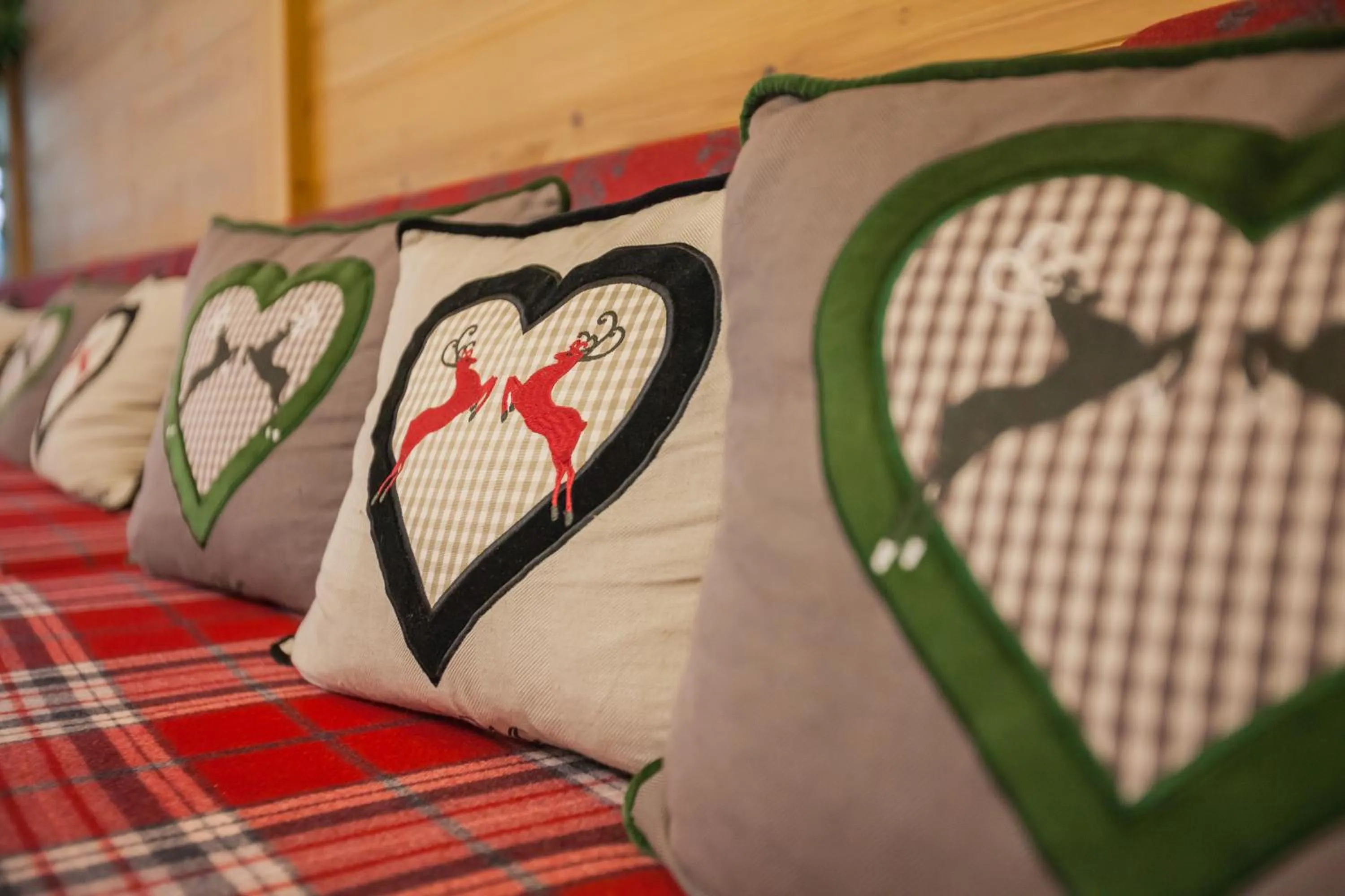 Decorative detail, Bed in Berghotel Hammersbach, Sure Hotel Collection by Best Western