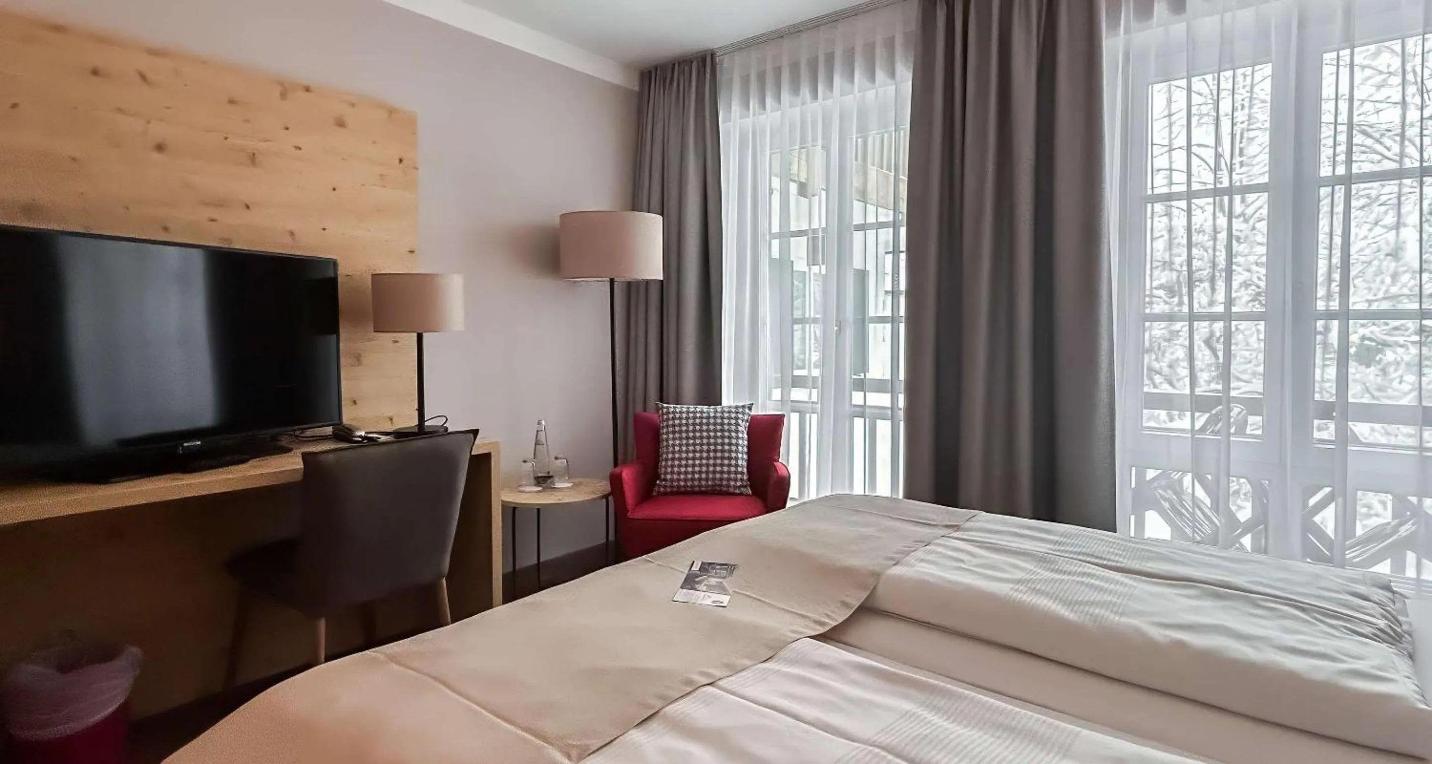 Bedroom, Bed in Berghotel Hammersbach, Sure Hotel Collection by Best Western