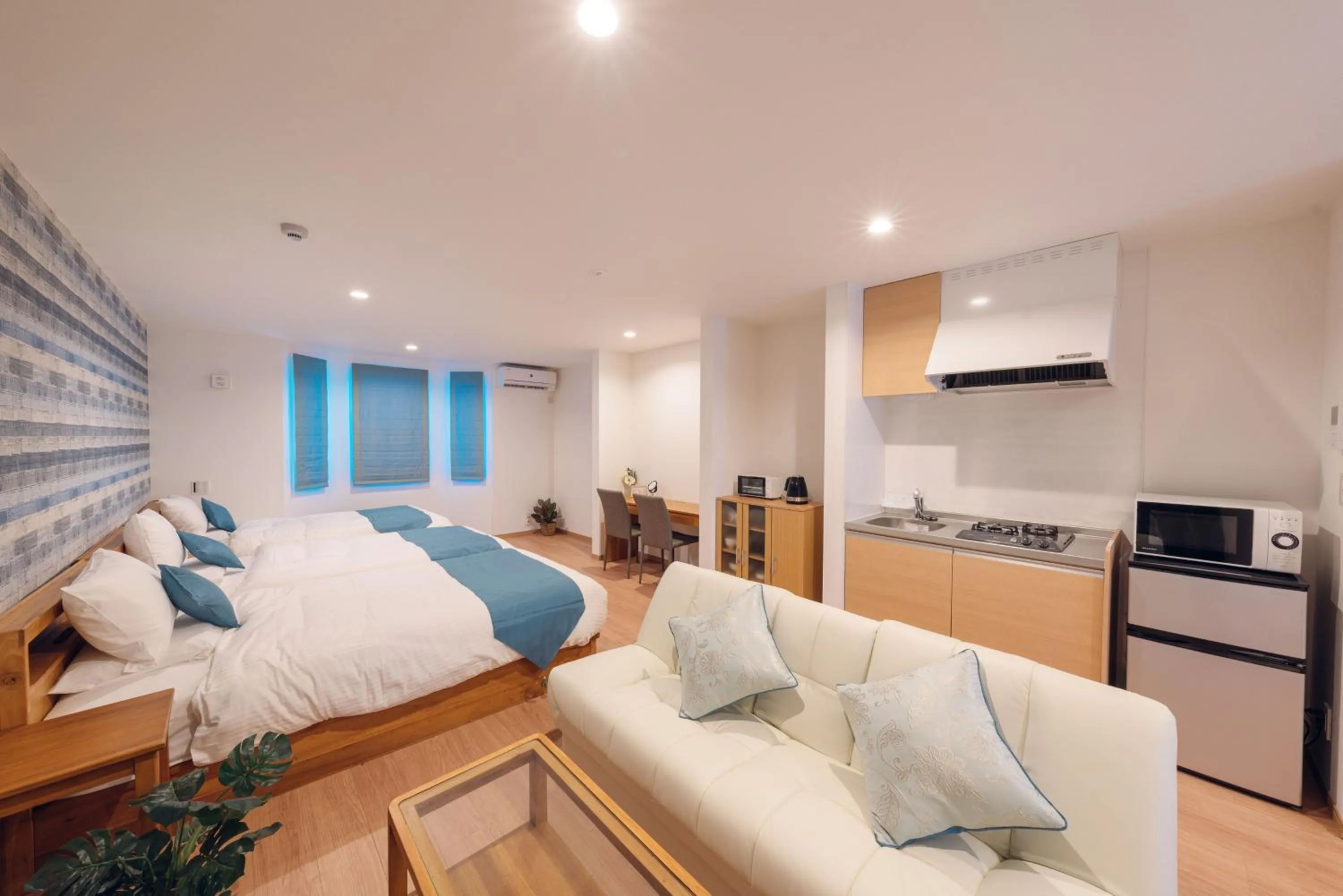 Bed in Hotel Santa Barbara Miyakojima Resort