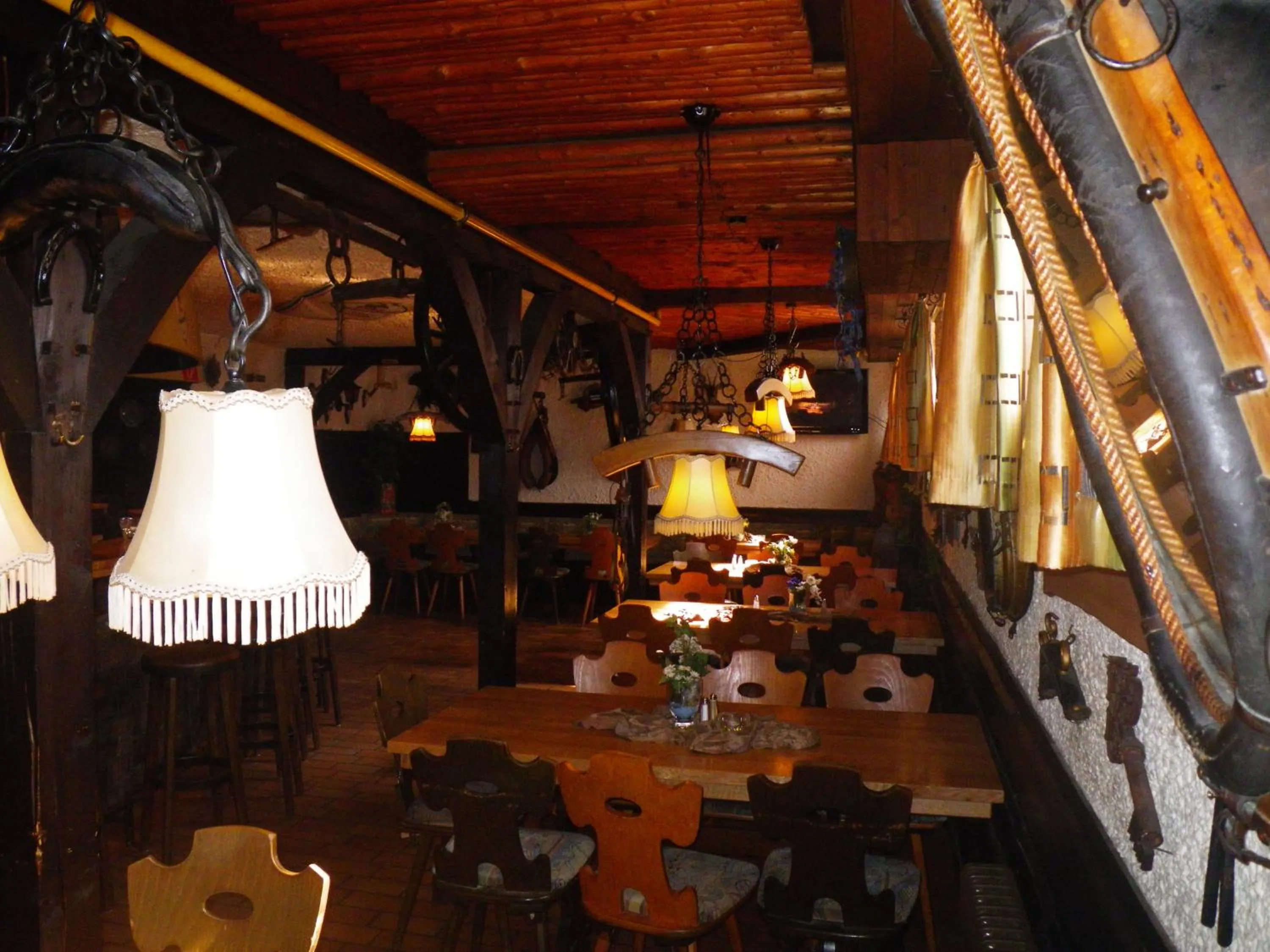 Restaurant/places to eat in Hotel Stadt Baunatal