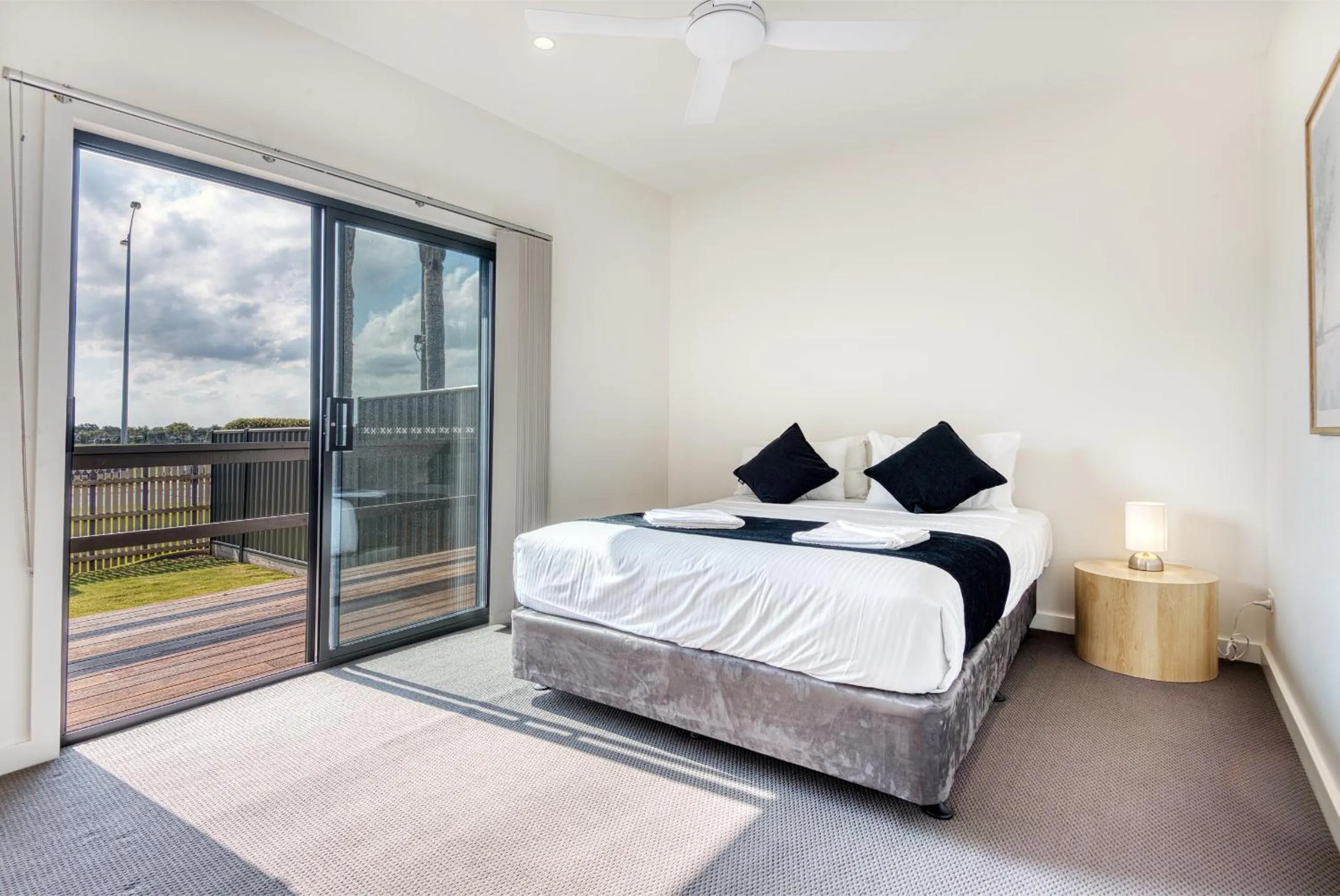 Bed in Inverloch Motel