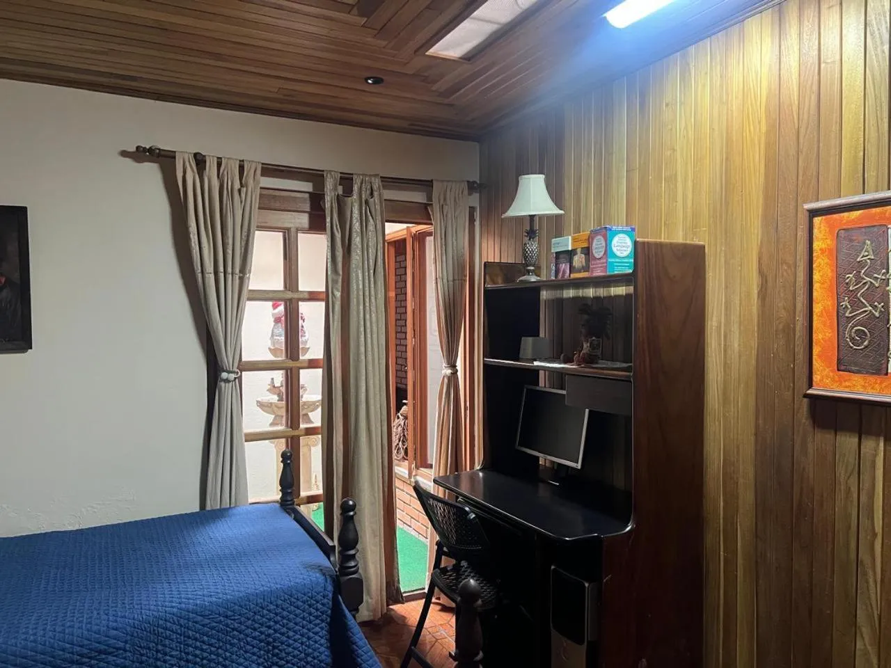 Bed in La Casa de Mamá Coyita