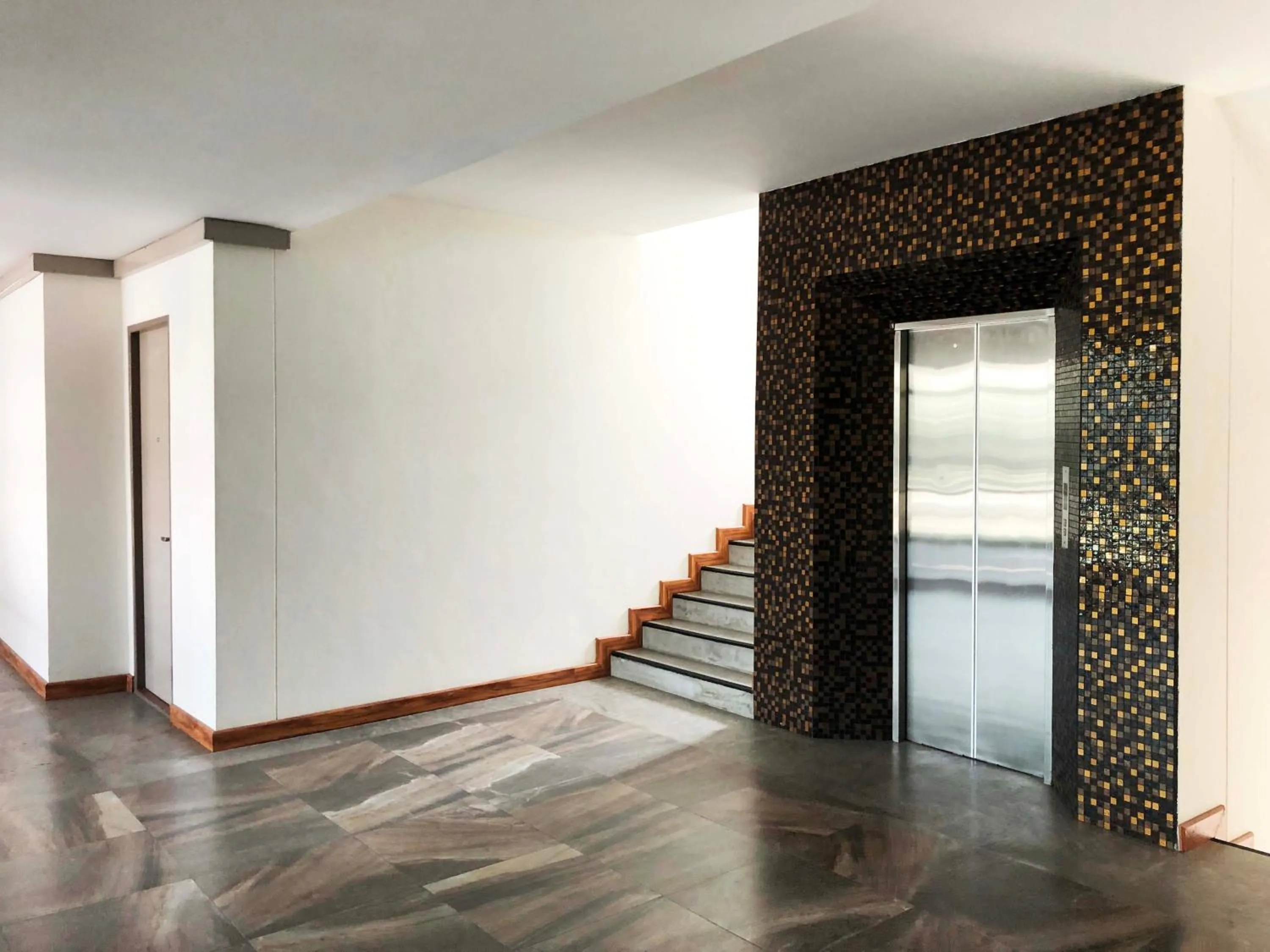 Property building in Hotel IYA