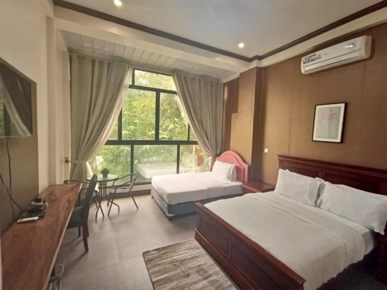 Bed in Bohol Boutique Hotel