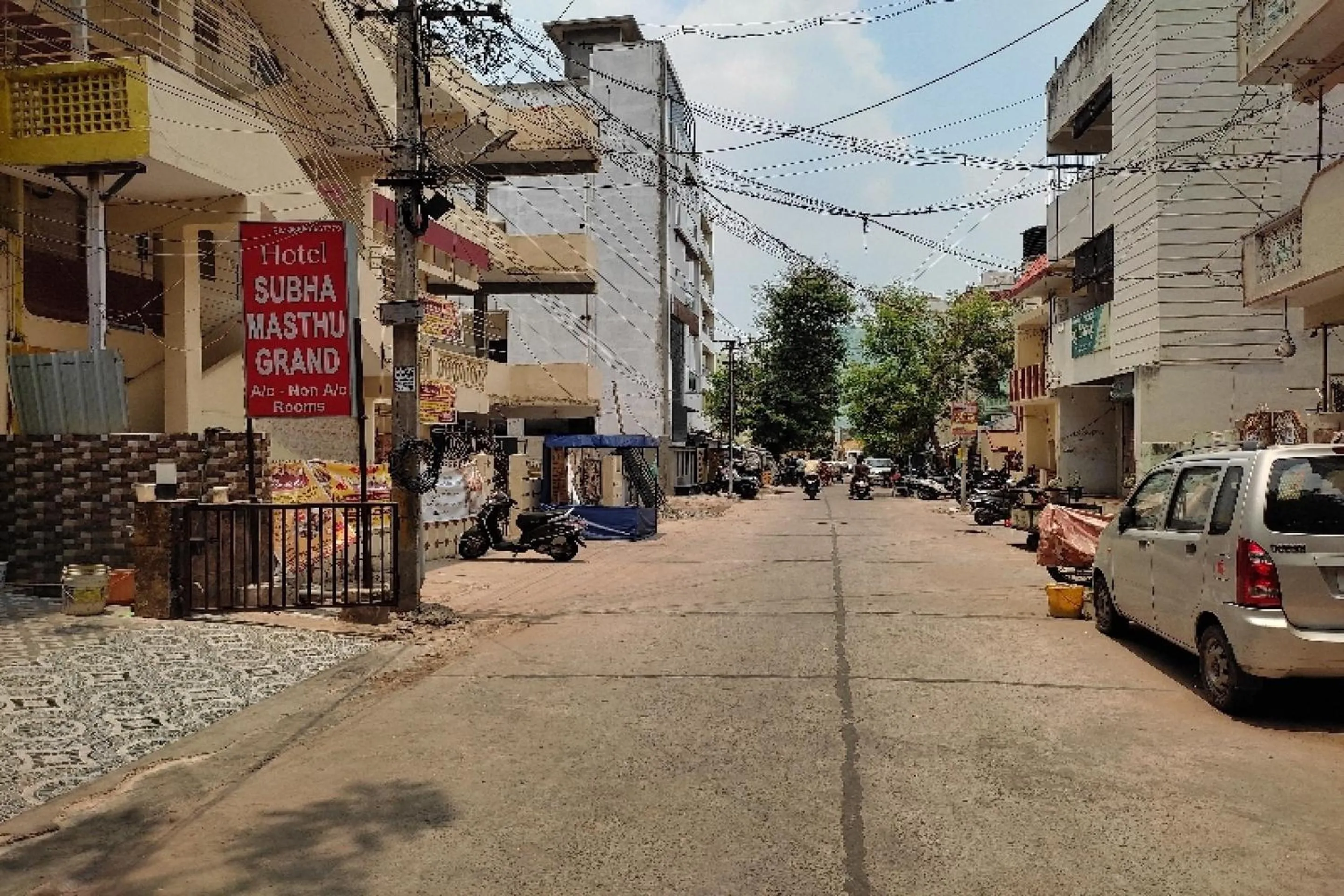 Facade/entrance in Collection O Sri Subhamastu Grand