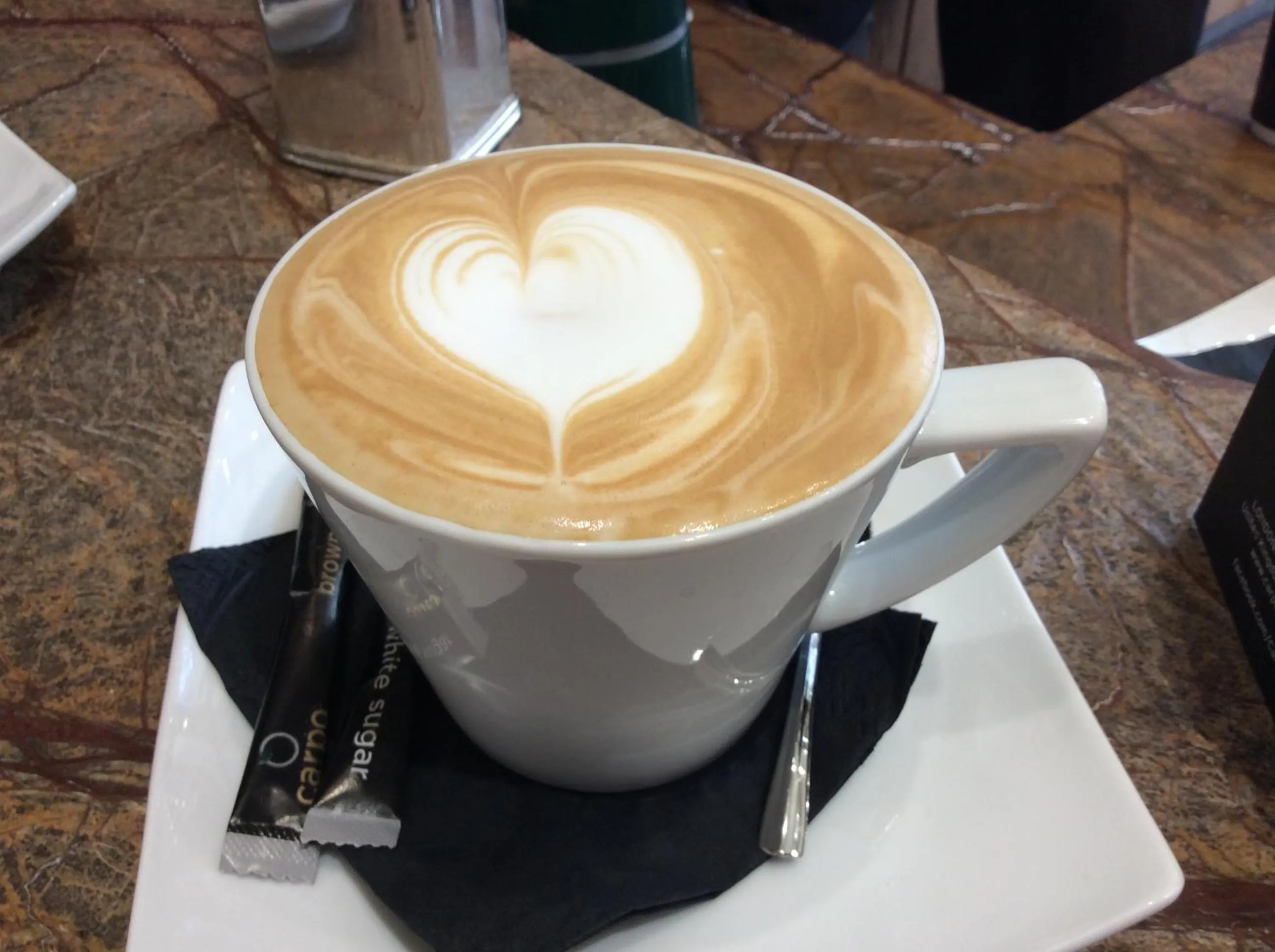 Coffee/tea facilities in Swan Guest House LONDON - HEATHROW