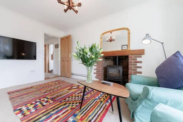 Seating area in Swan Guest House LONDON - HEATHROW