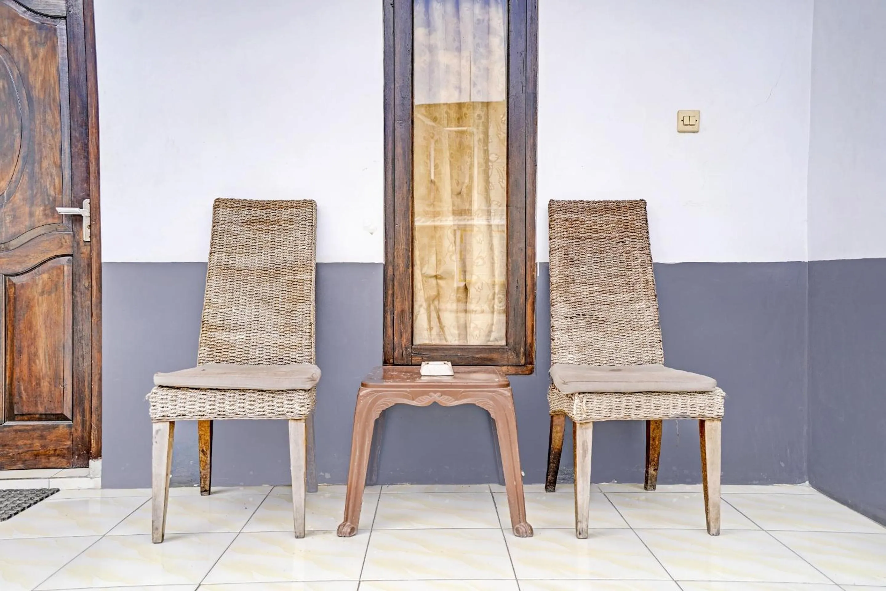 Lobby or reception in OYO 90405 Penginapan Sasti Kuningan